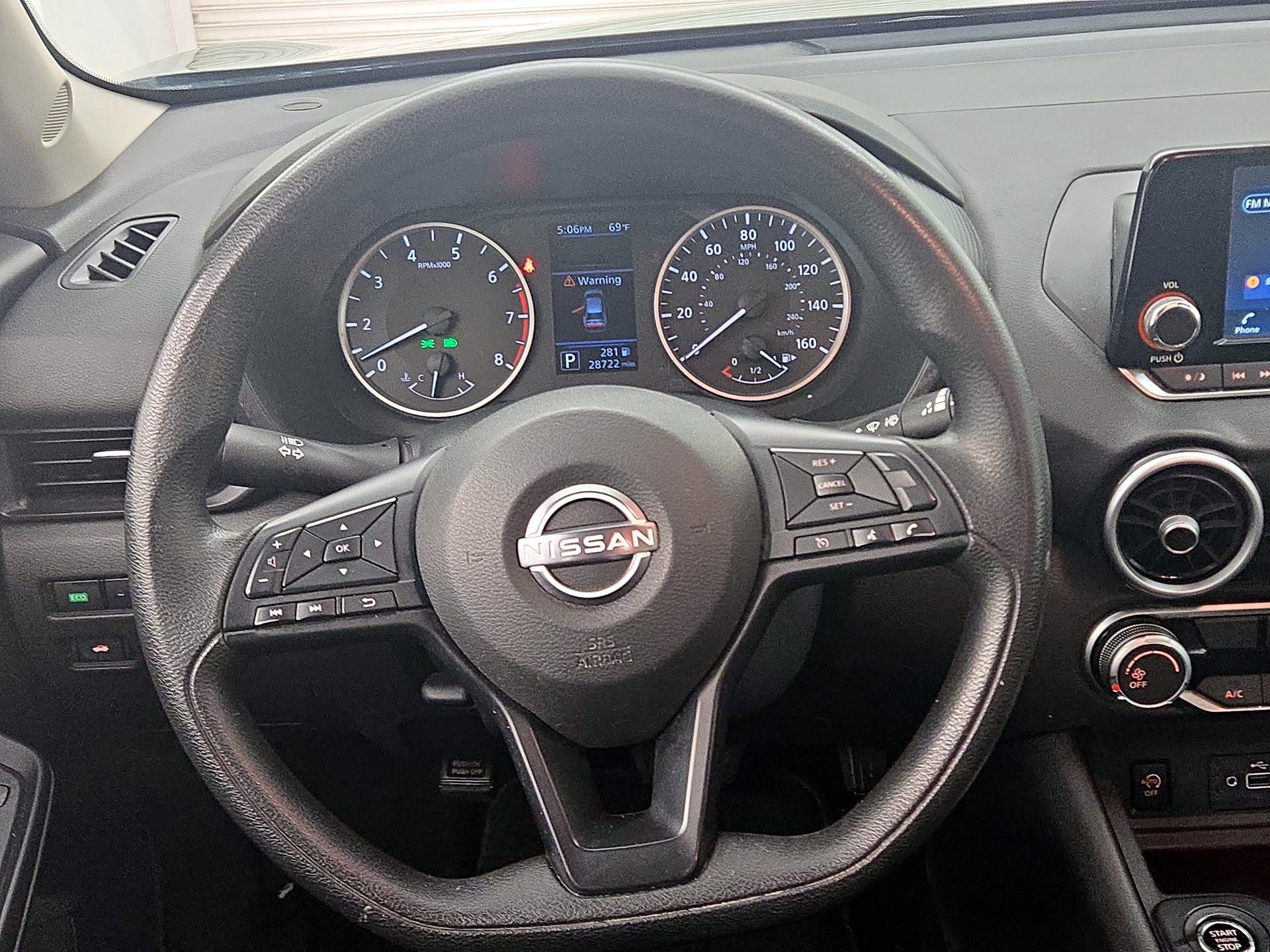 Thumbnail: 2024 Nissan Sentra - 10