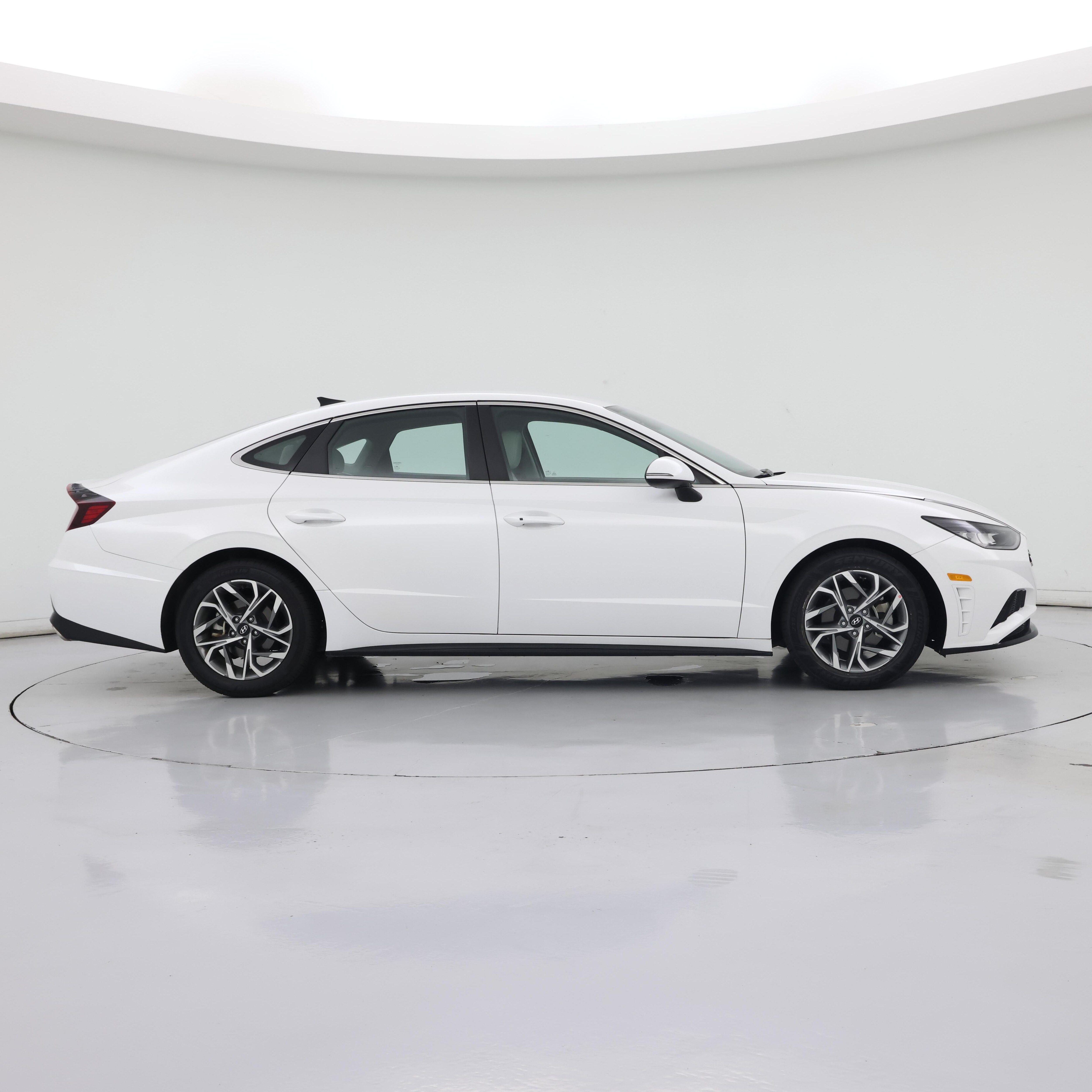 Thumbnail: 2022 Hyundai Sonata - 7