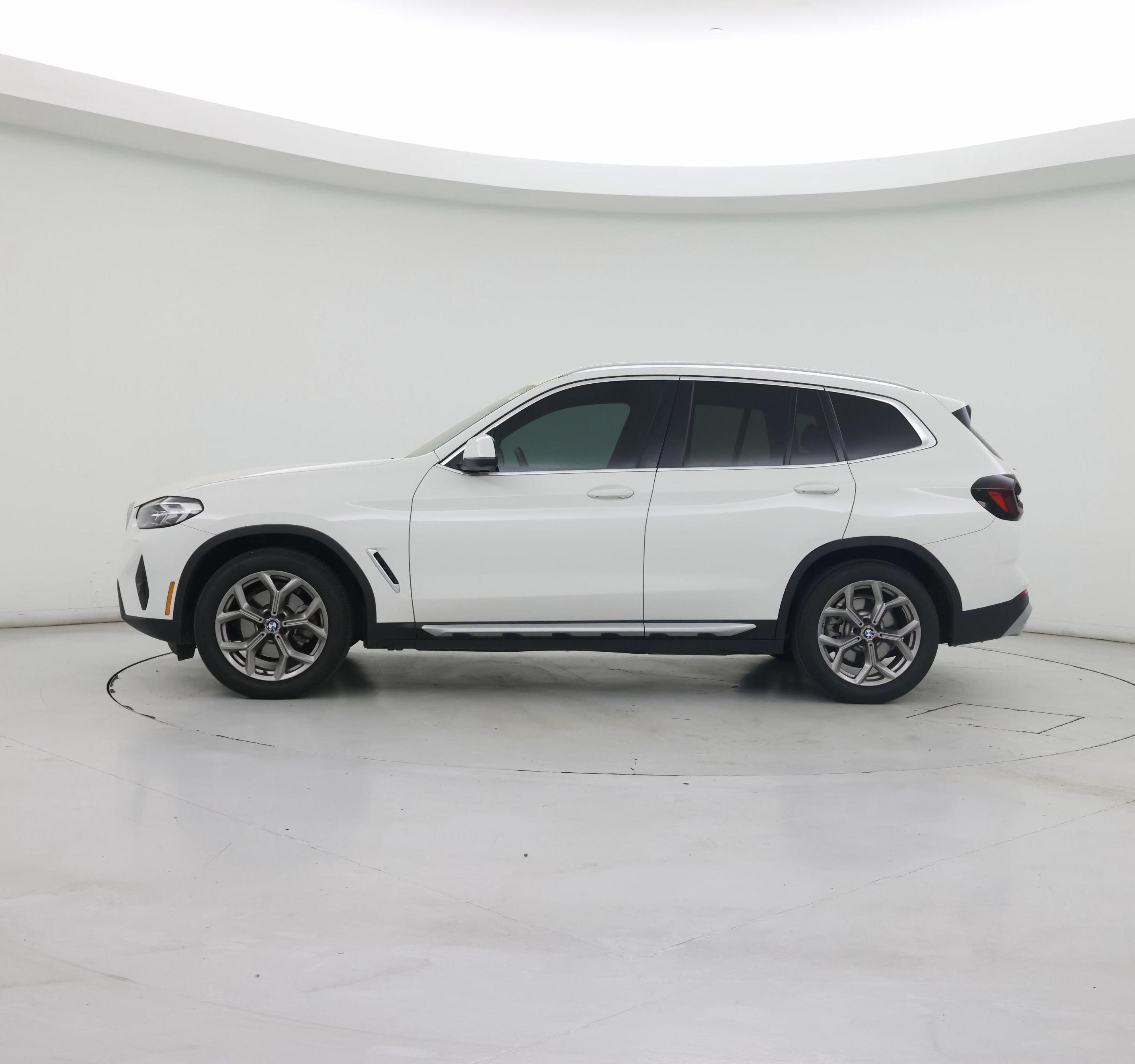 Thumbnail: 2022 BMW X3 - 3