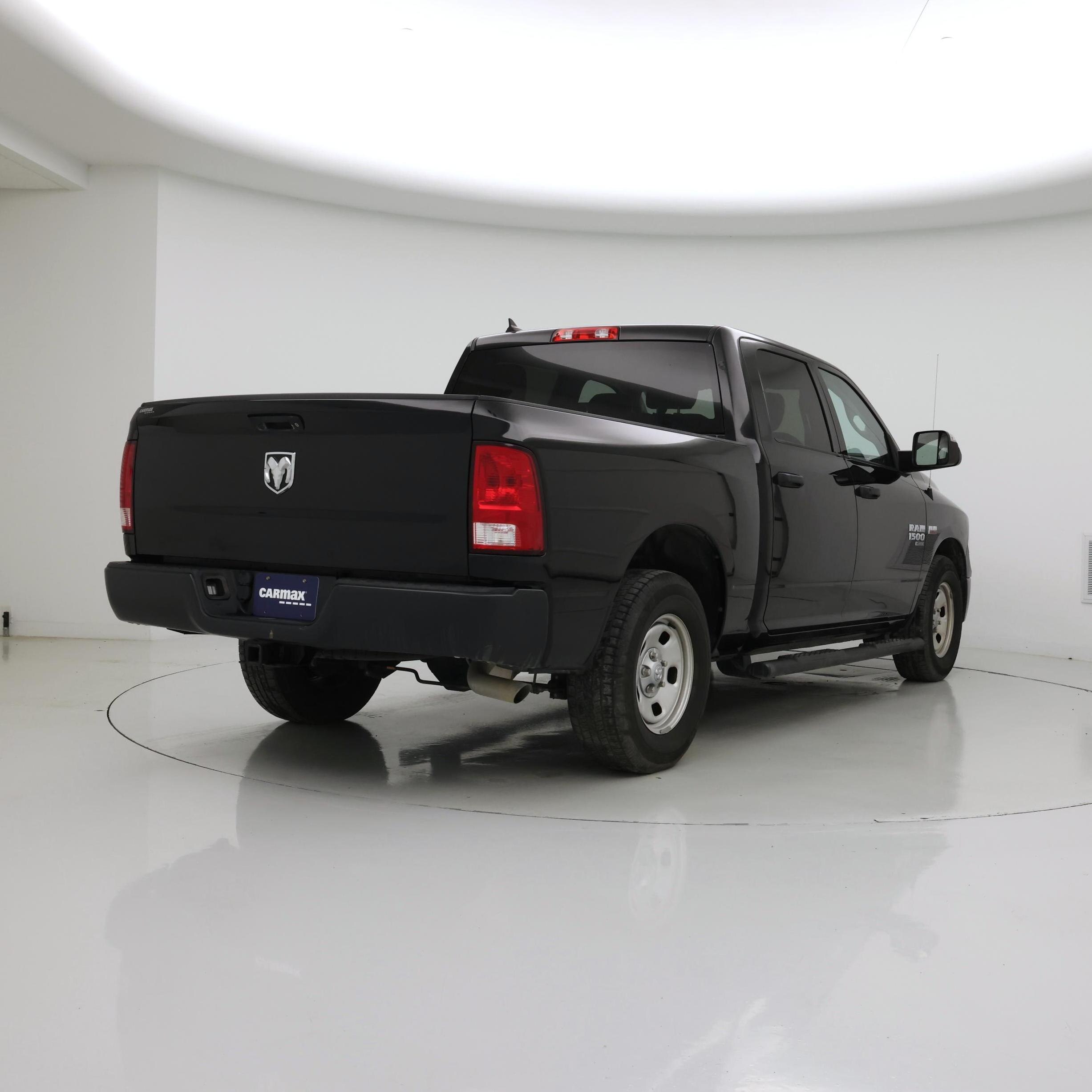 Thumbnail: 2023 RAM 1500 Classic - 8