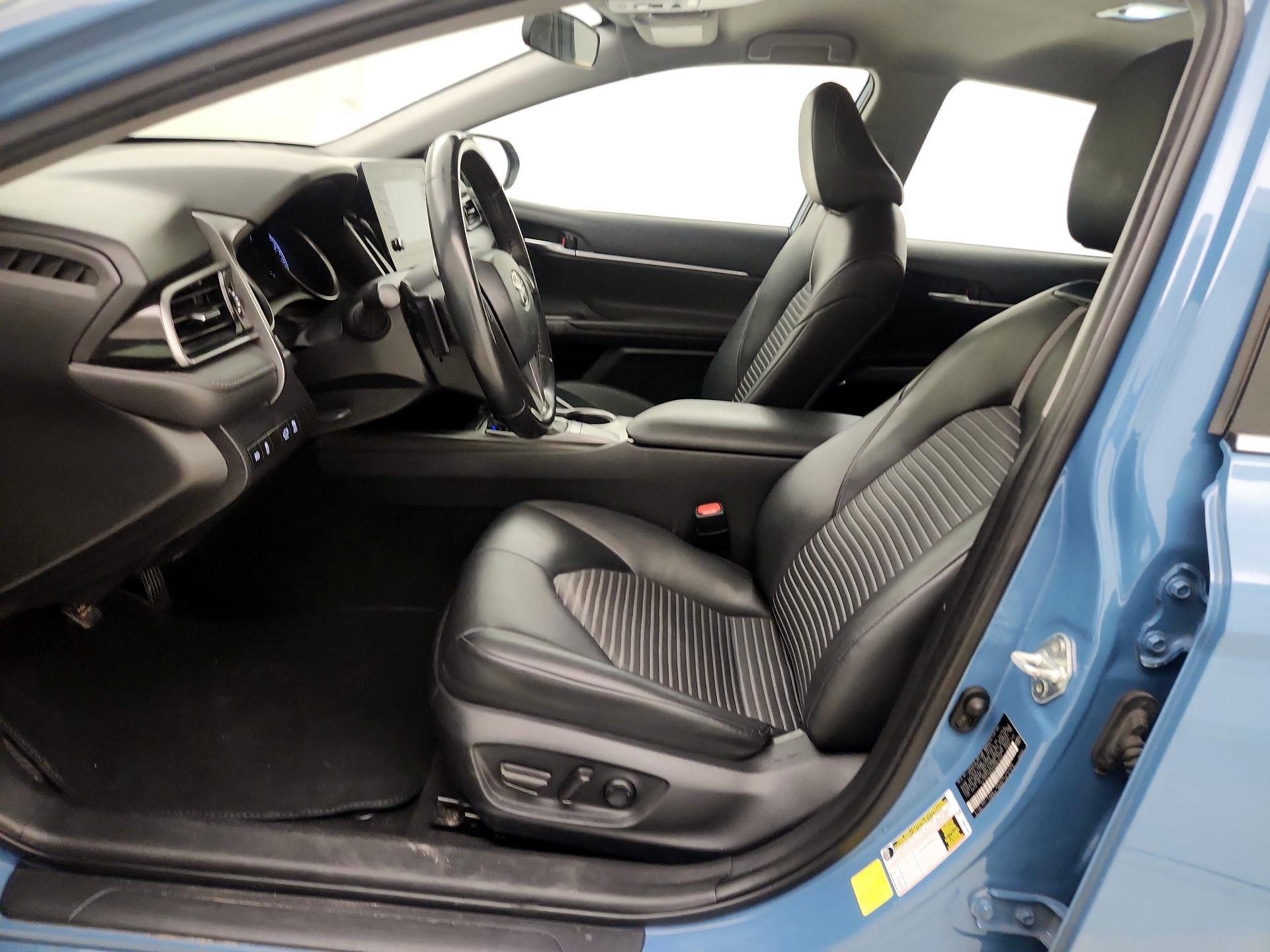 Thumbnail: 2023 Toyota Camry - 11