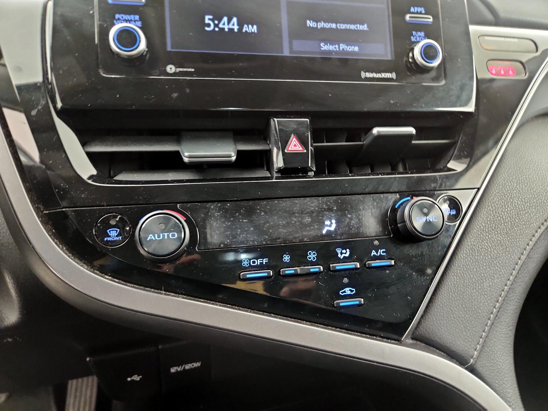 Thumbnail: 2023 Toyota Camry - 16