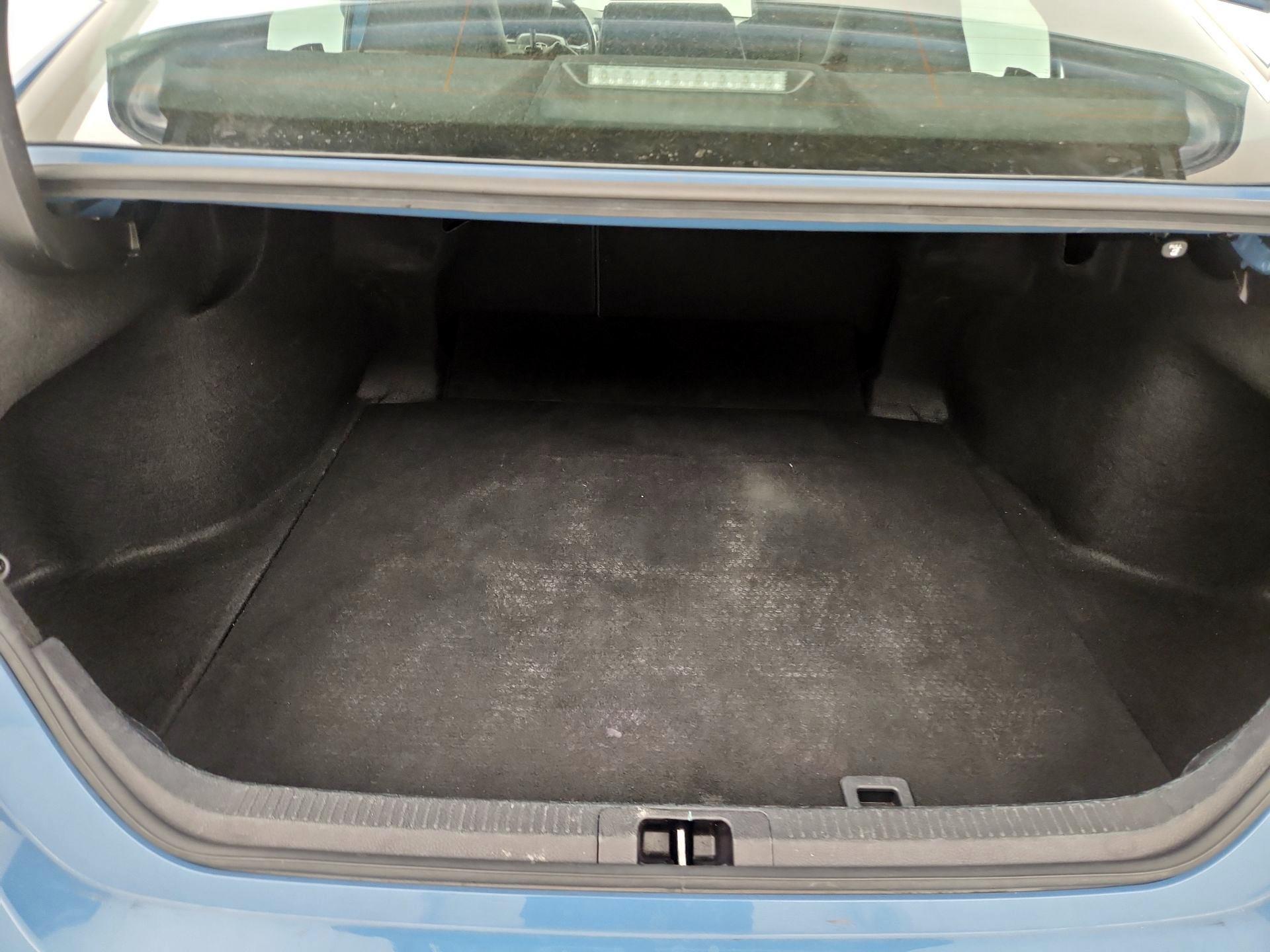 Thumbnail: 2023 Toyota Camry - 20