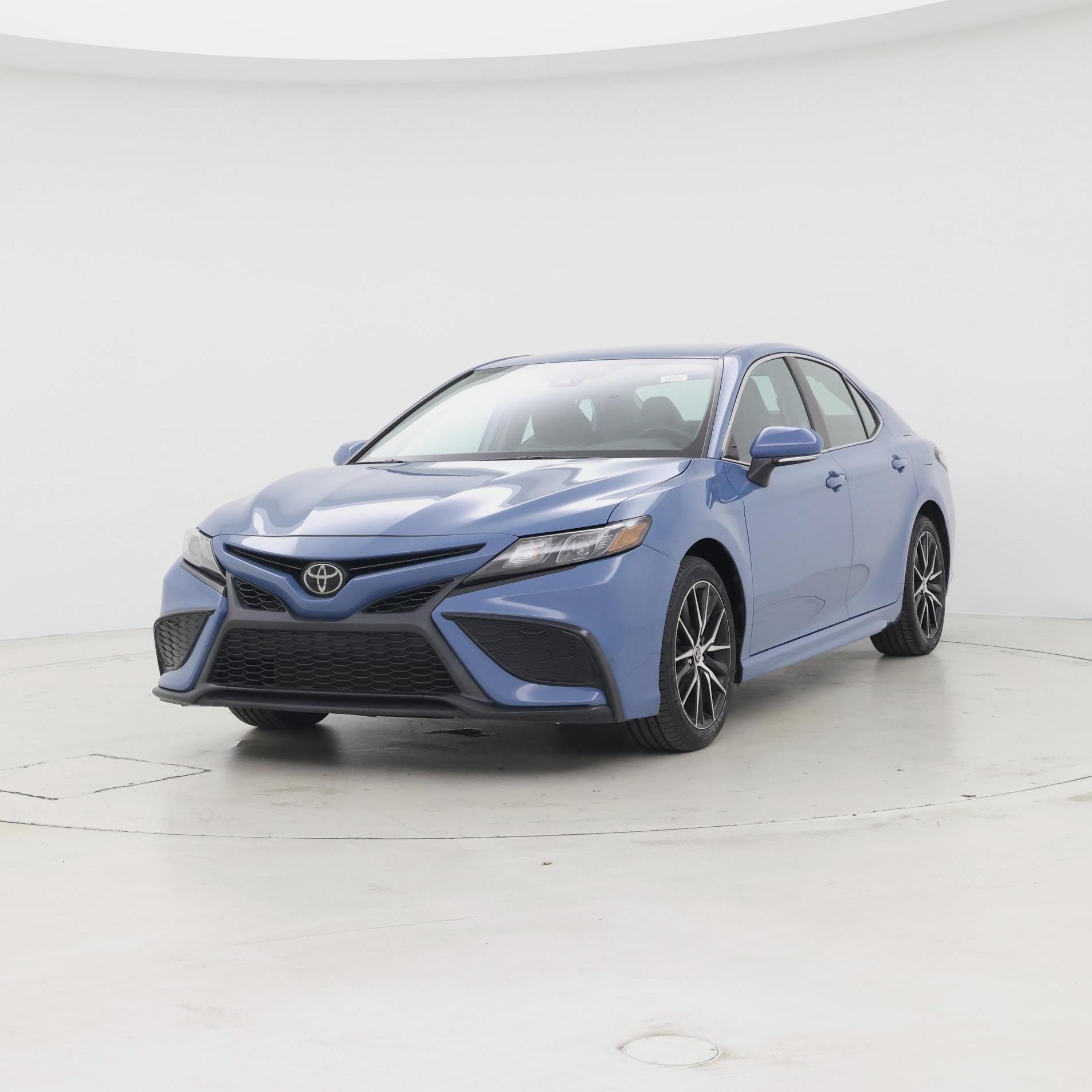 Thumbnail: 2023 Toyota Camry - 4
