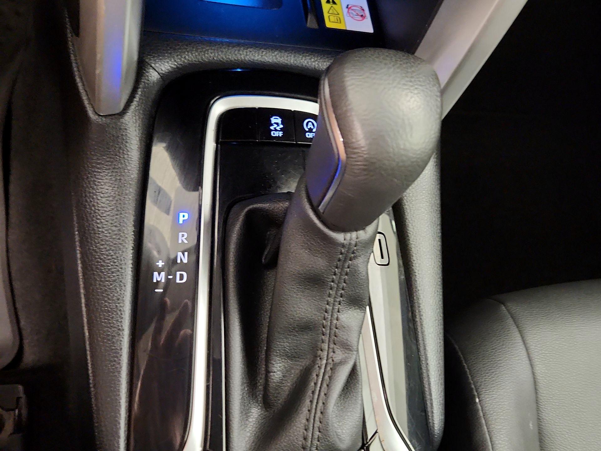 Thumbnail: 2022 Toyota Corolla Cross - 17