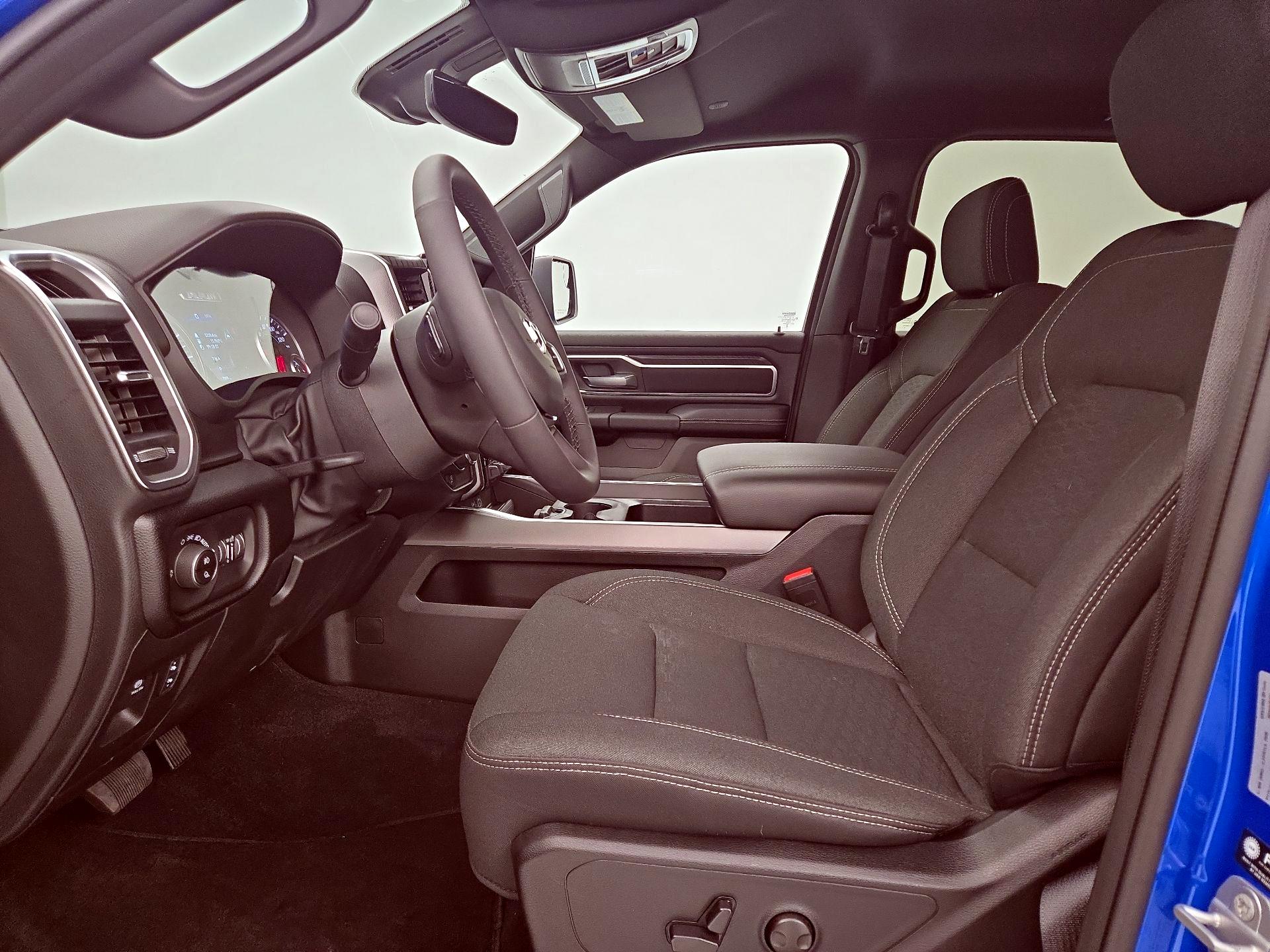 Thumbnail: 2025 RAM 1500 - 11