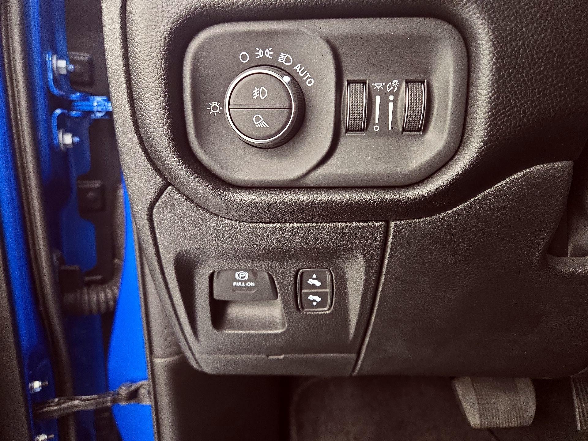 Thumbnail: 2025 RAM 1500 - 13