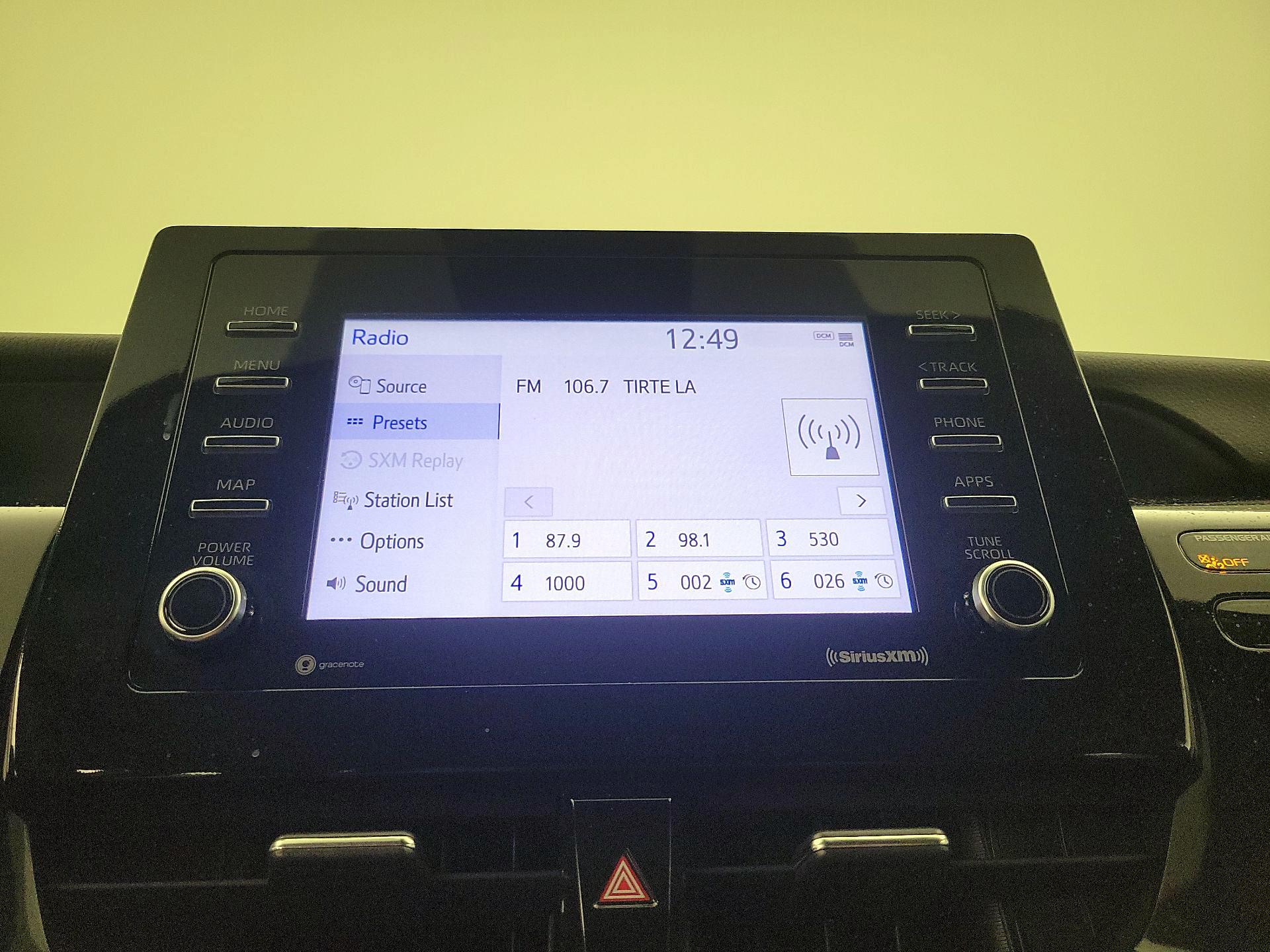 Thumbnail: 2022 Toyota Camry - 15