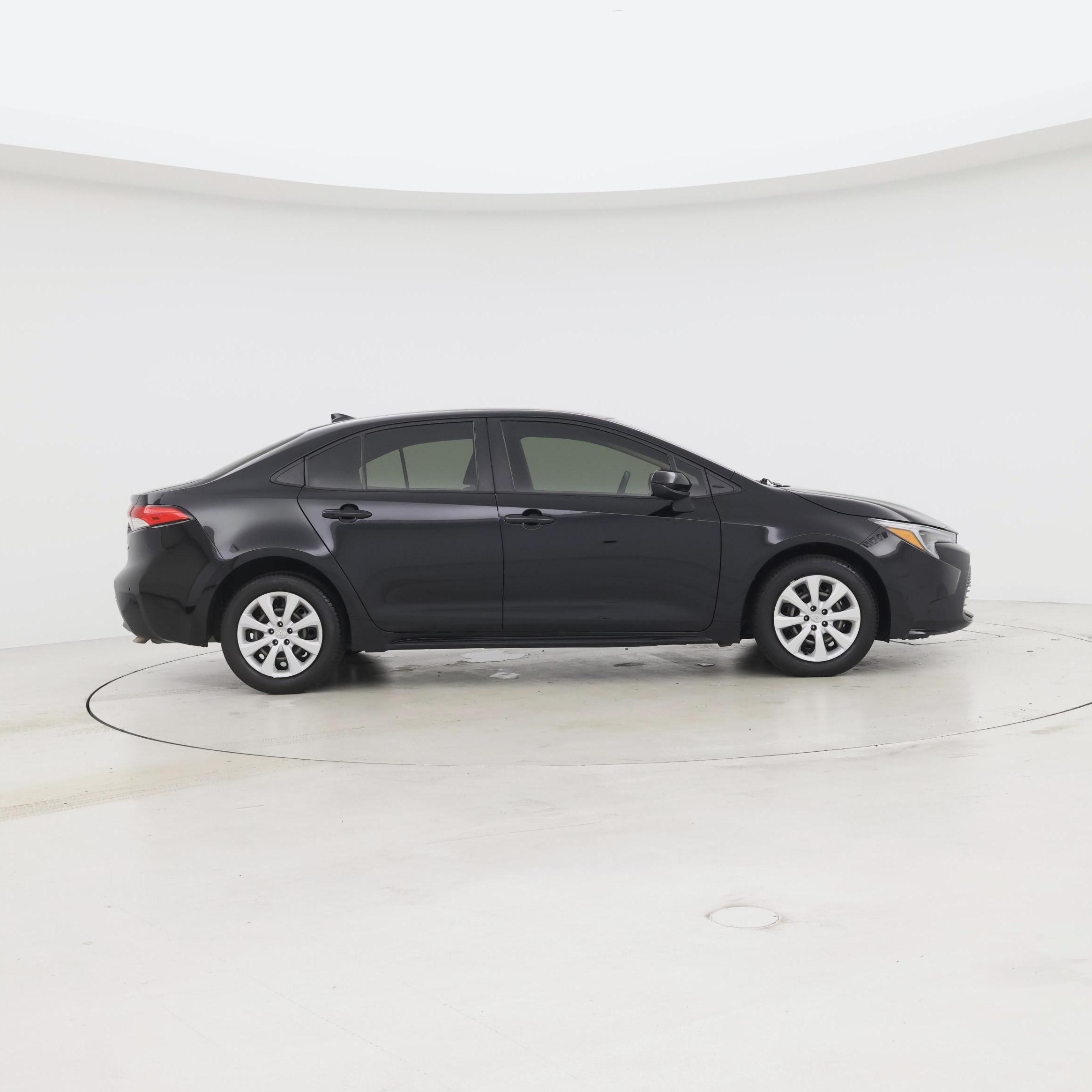 Thumbnail: 2023 Toyota Corolla - 7