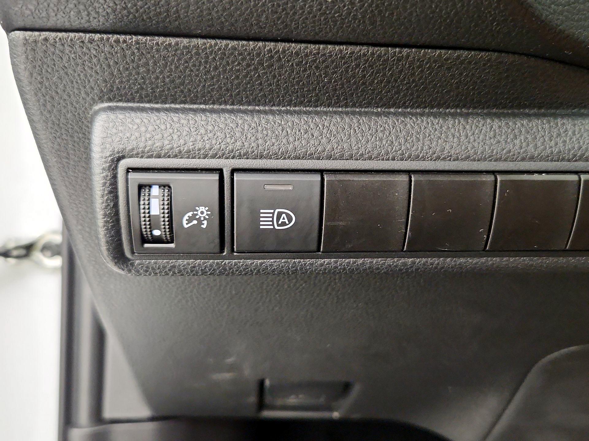 Thumbnail: 2024 Toyota Corolla - 13