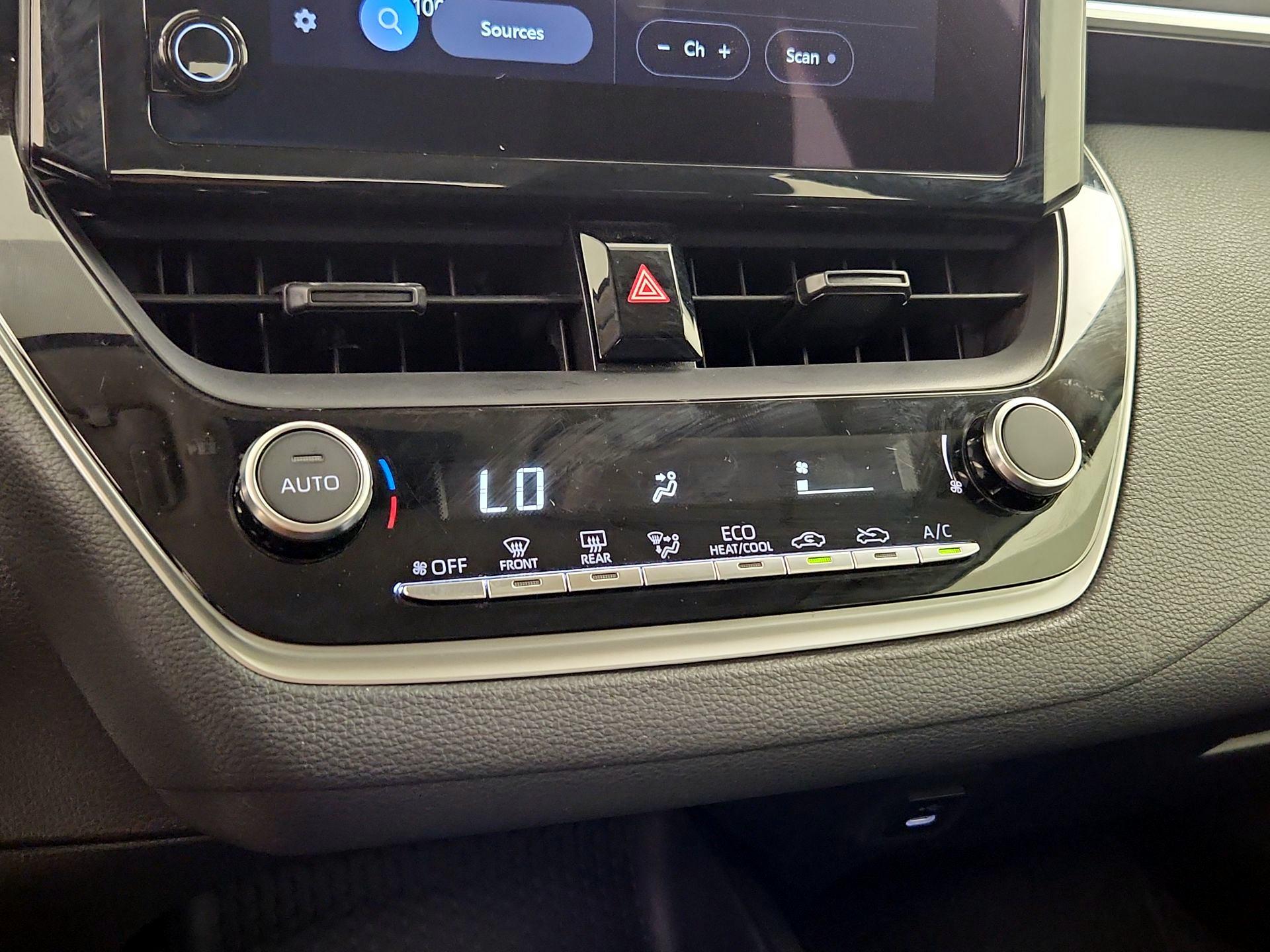 Thumbnail: 2024 Toyota Corolla - 16