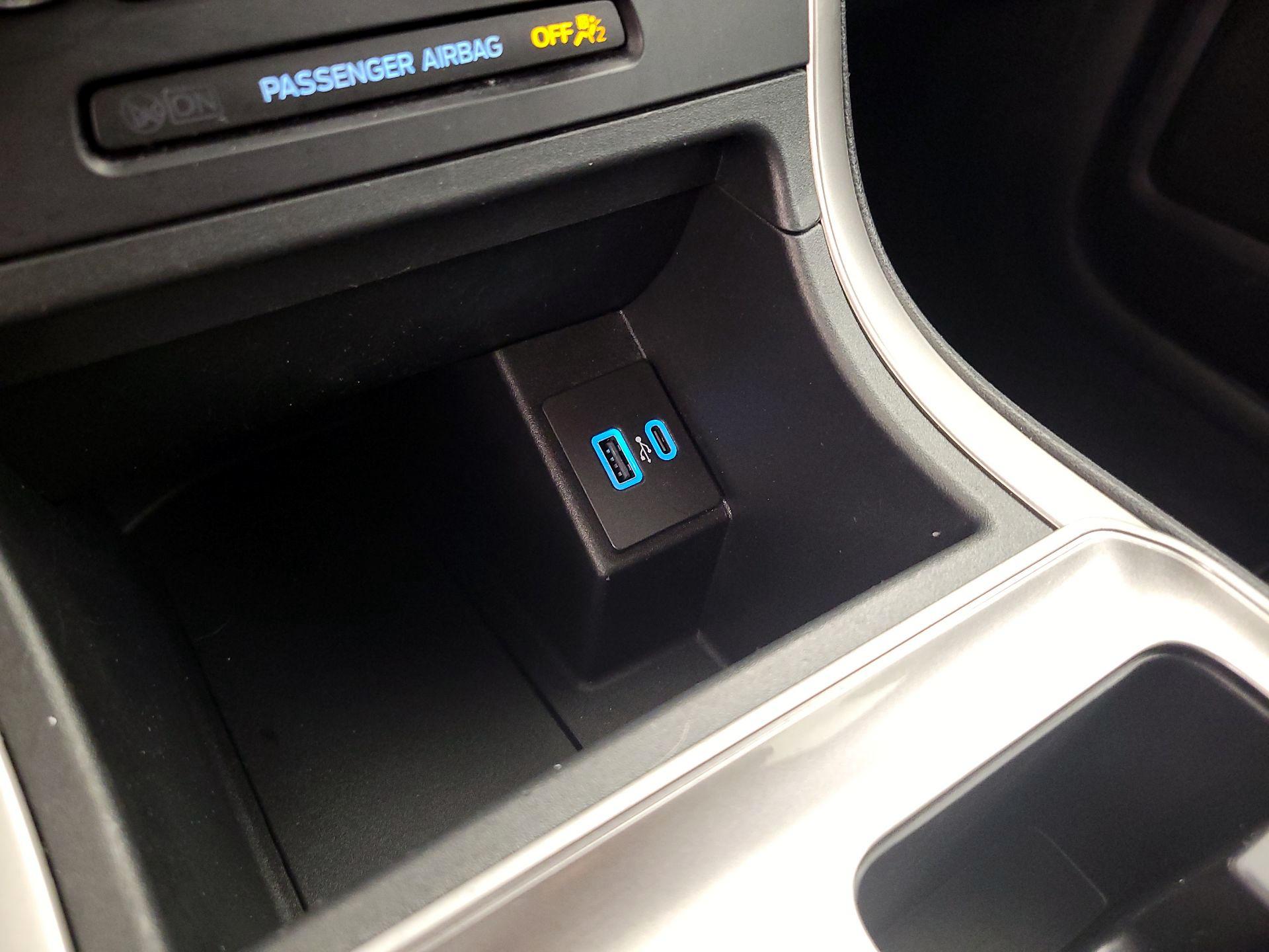 Thumbnail: 2024 Ford Edge - 18