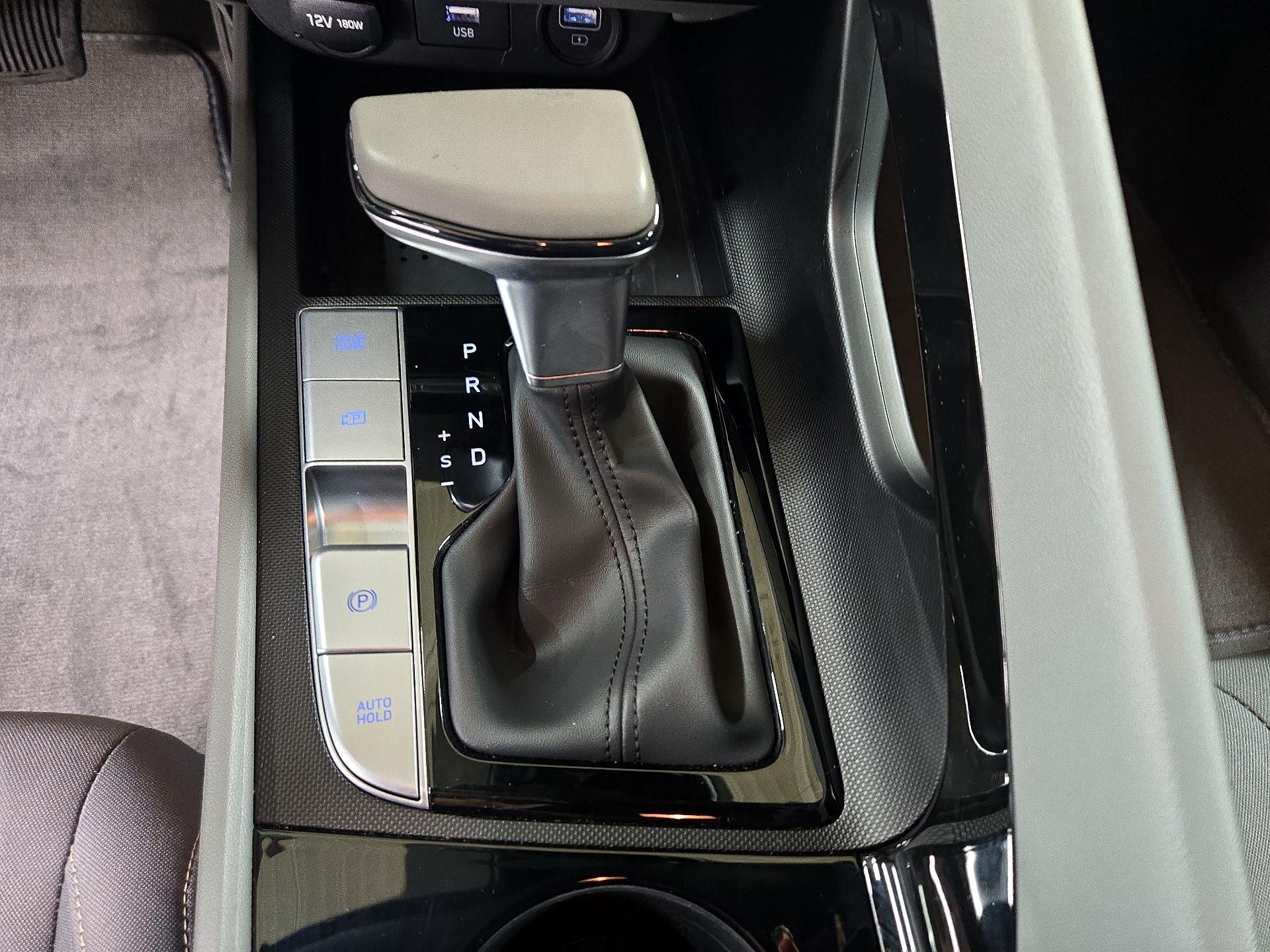 Thumbnail: 2023 Hyundai Elantra - 18