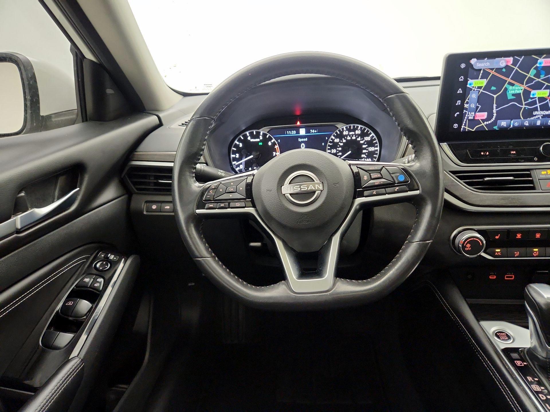 Thumbnail: 2023 Nissan Altima - 10