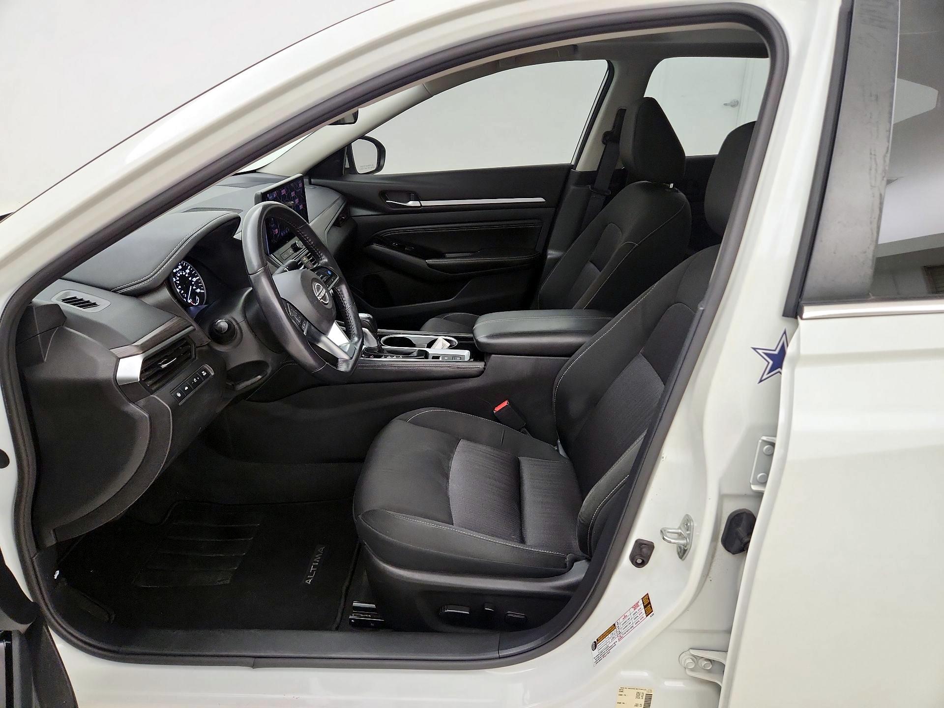 Thumbnail: 2023 Nissan Altima - 11