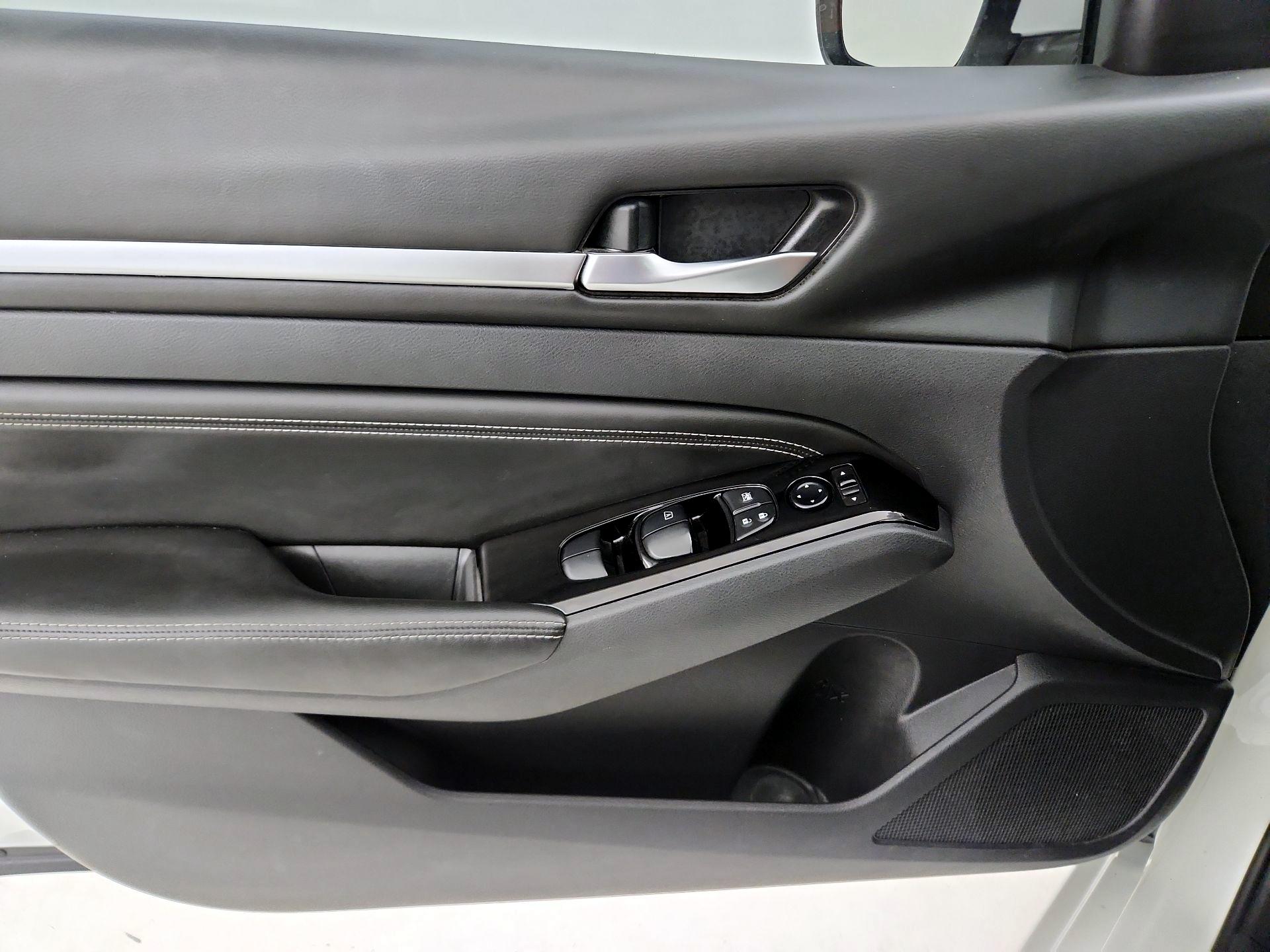 Thumbnail: 2023 Nissan Altima - 12