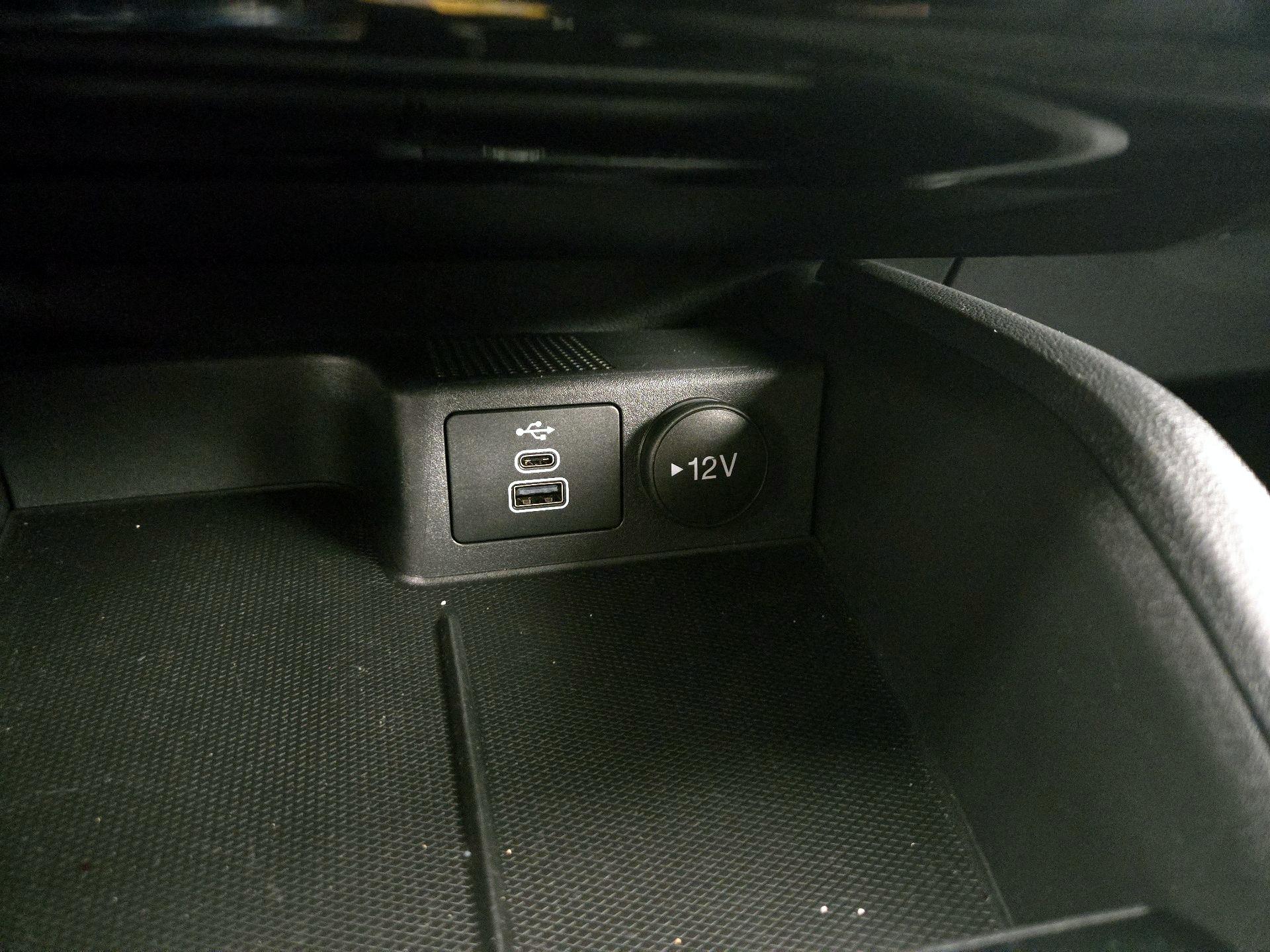 Thumbnail: 2025 Ford Escape - 19