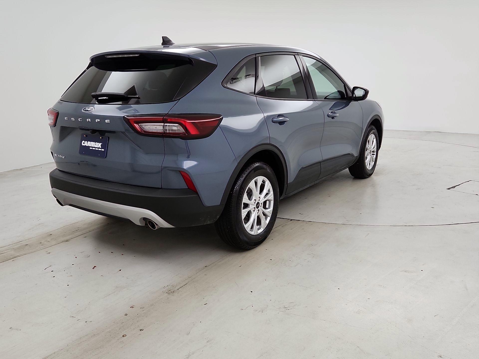 Thumbnail: 2025 Ford Escape - 5