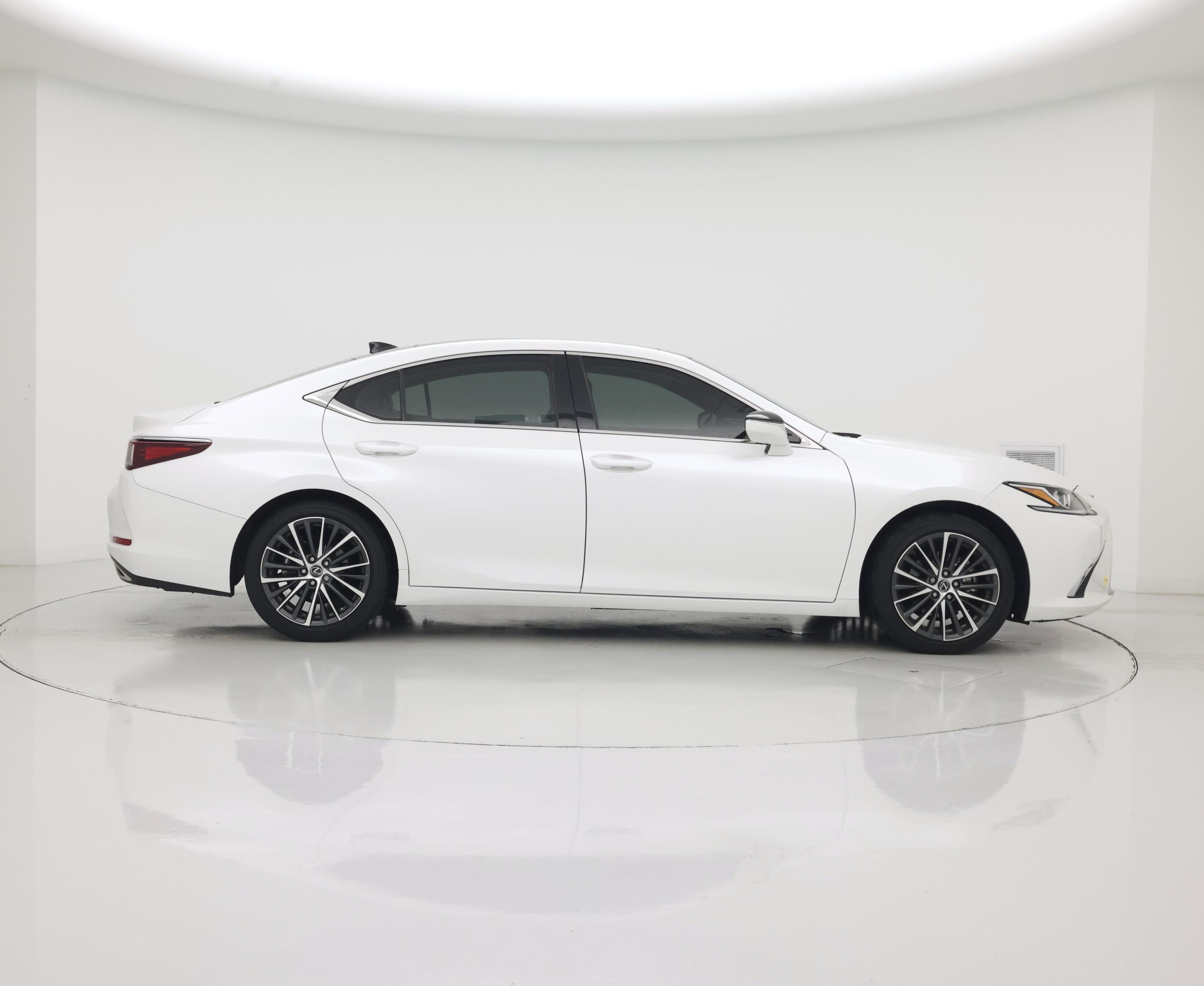 Thumbnail: 2023 Lexus ES - 7
