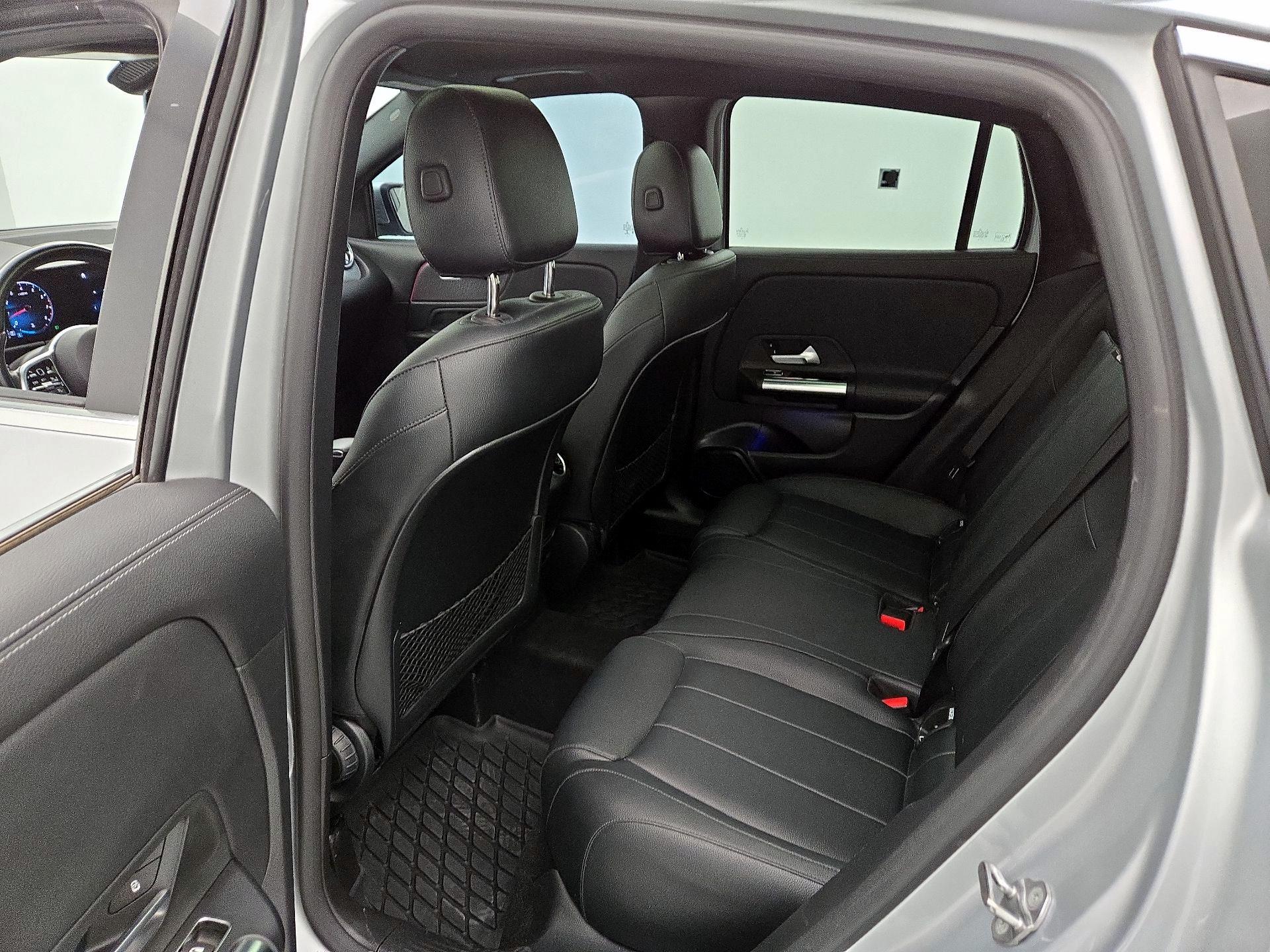 Thumbnail: 2022 Mercedes-Benz GLA - 20