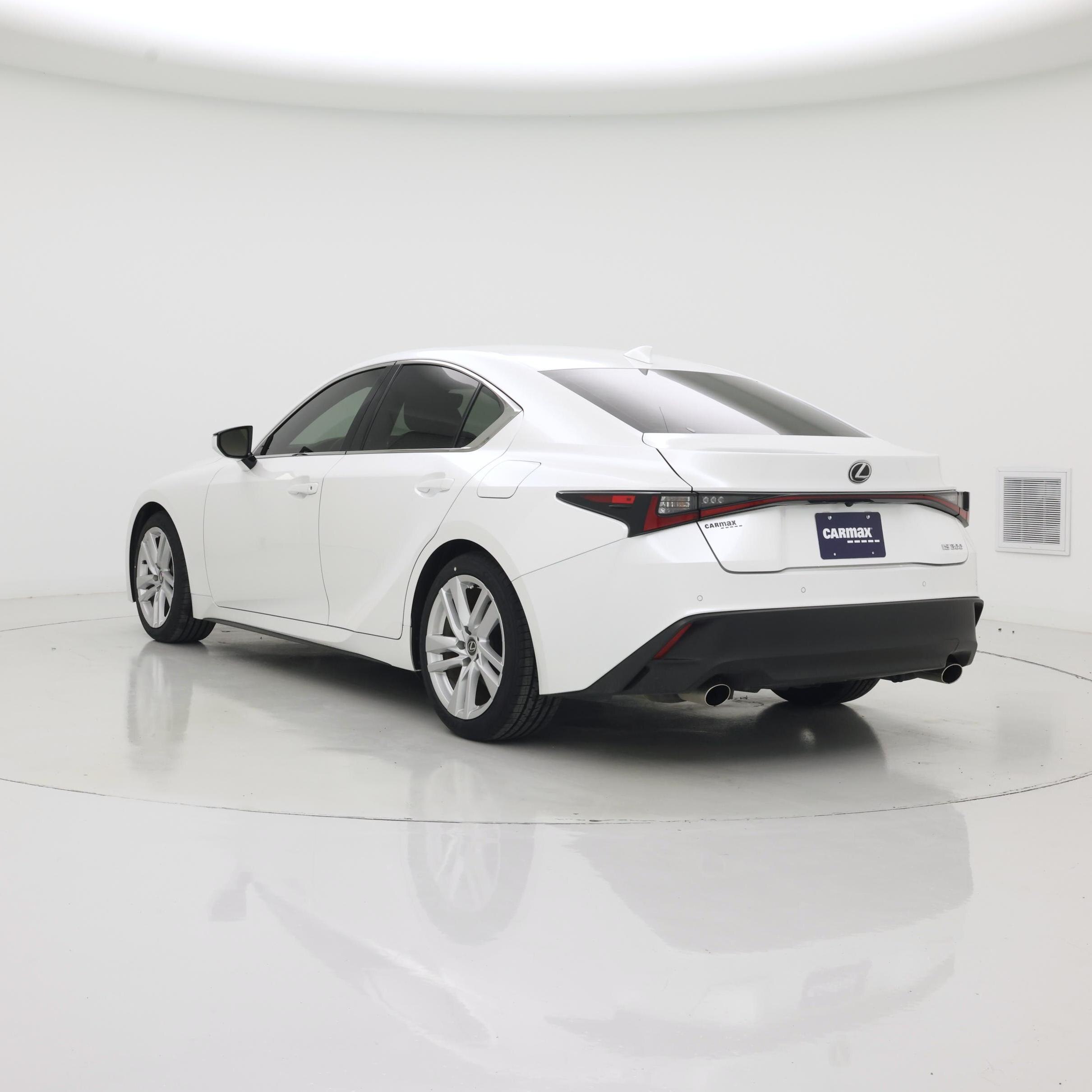 Thumbnail: 2023 Lexus IS - 2