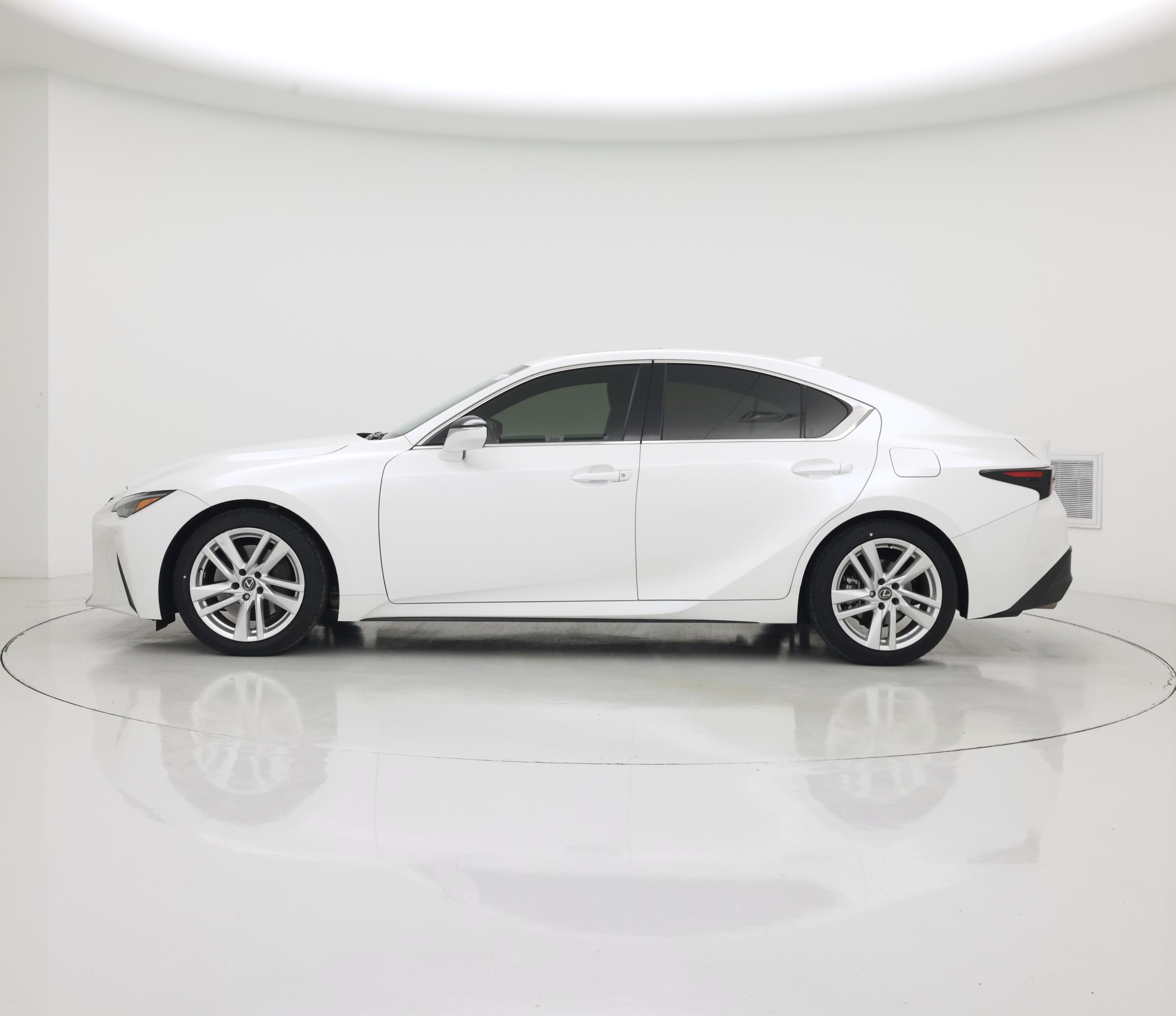 Thumbnail: 2023 Lexus IS - 3