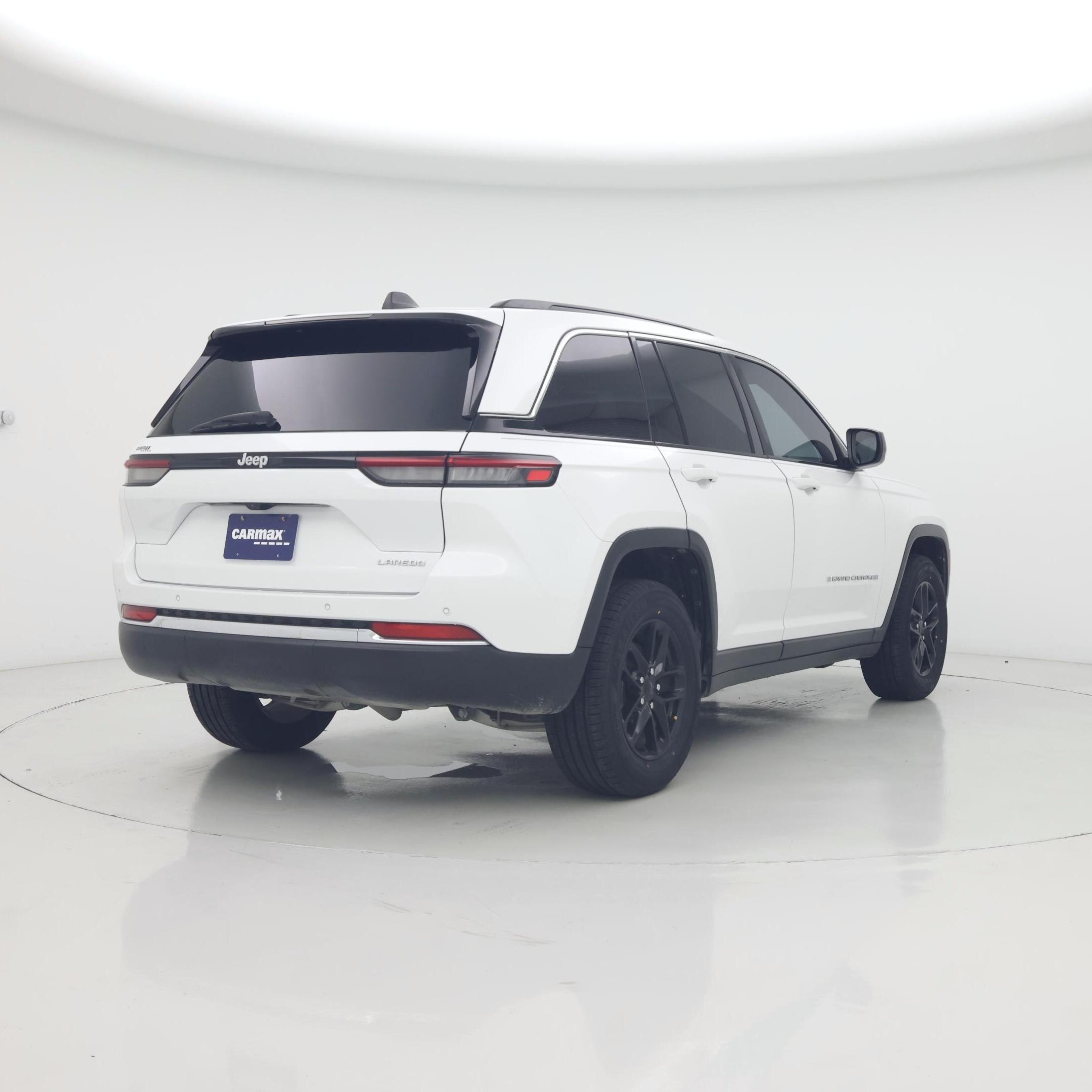 Thumbnail: 2024 Jeep Grand Cherokee - 8