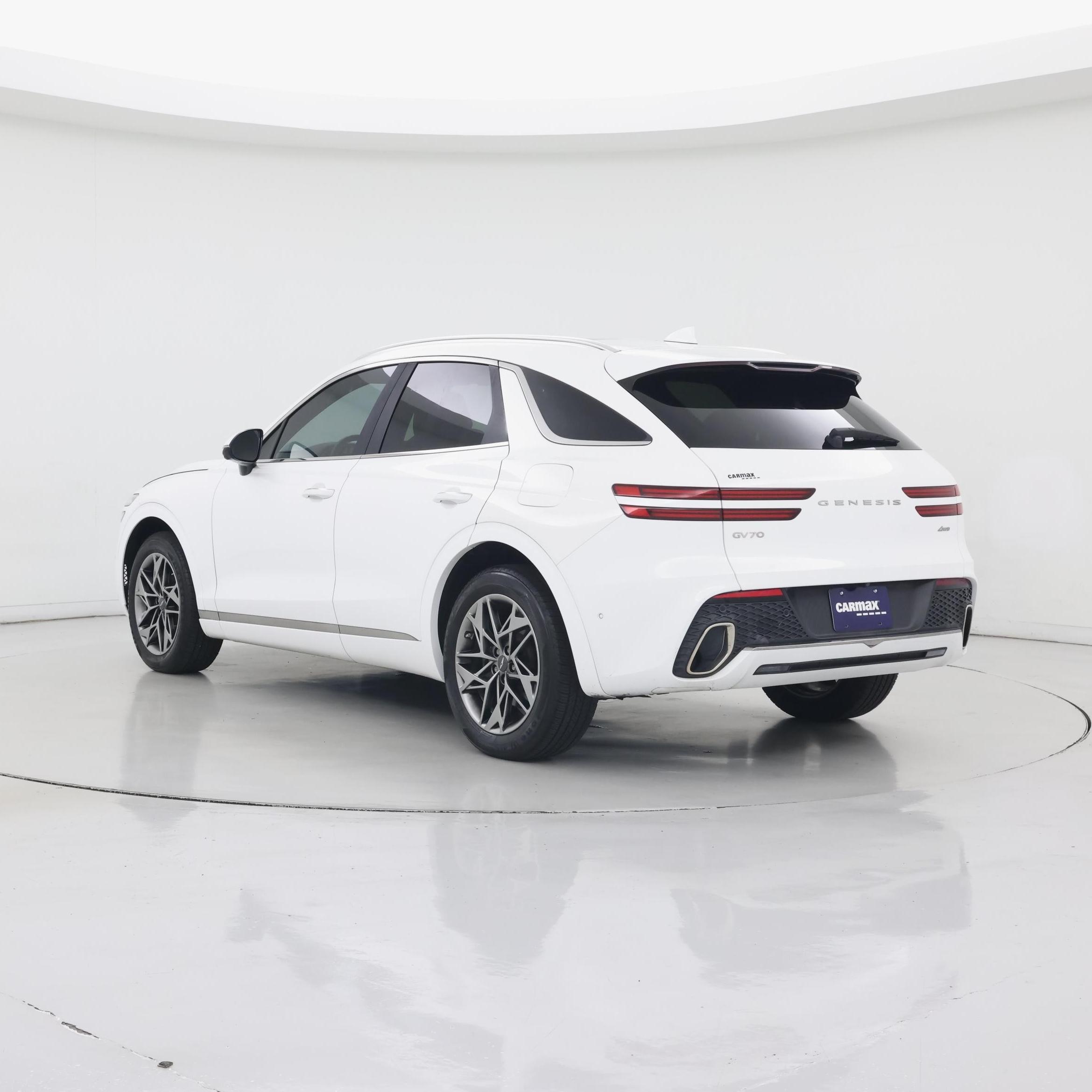 Thumbnail: 2022 Genesis GV70 - 2