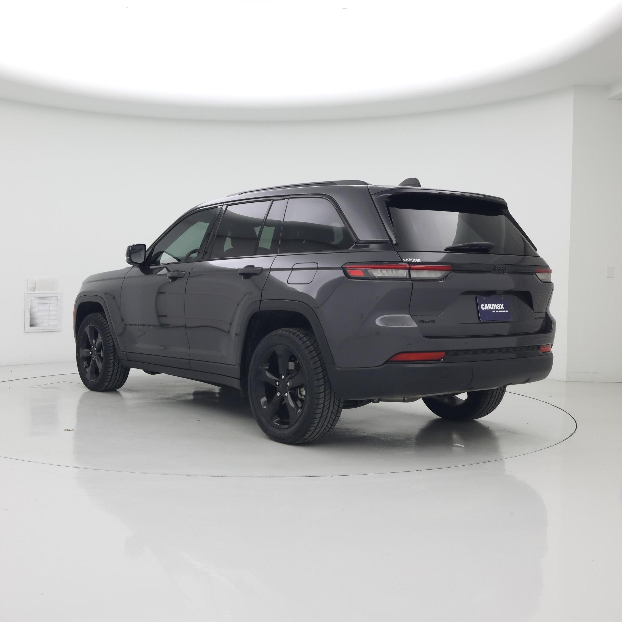 Thumbnail: 2023 Jeep Grand Cherokee - 2