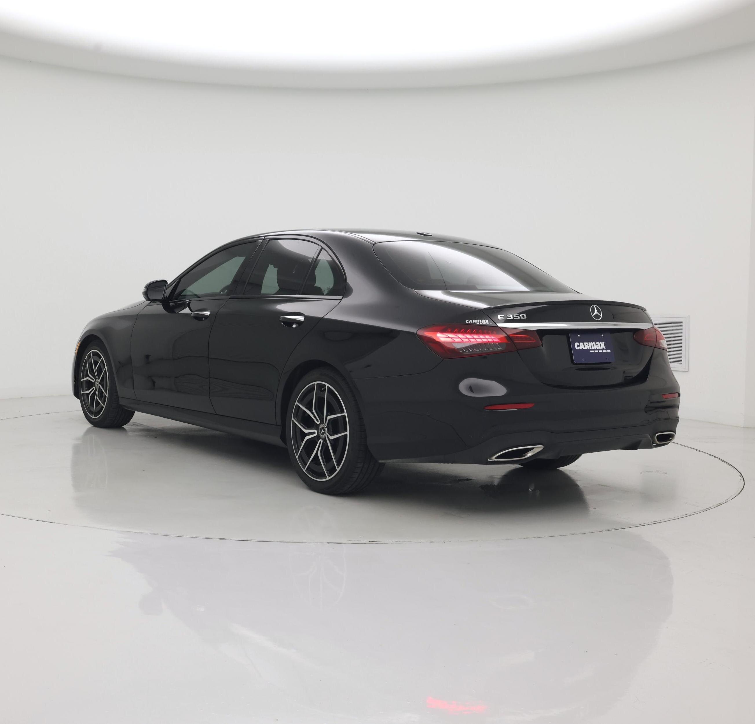 Thumbnail: 2023 Mercedes-Benz E-Class - 2