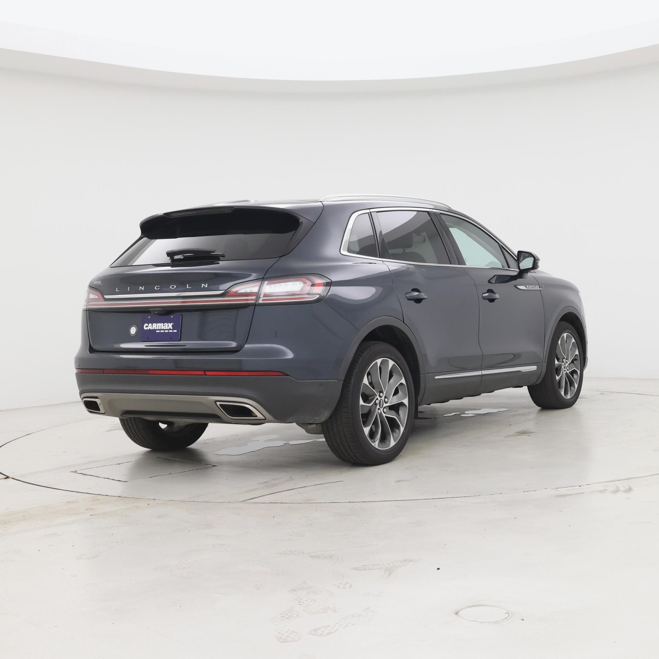 Thumbnail: 2022 Lincoln Nautilus - 8