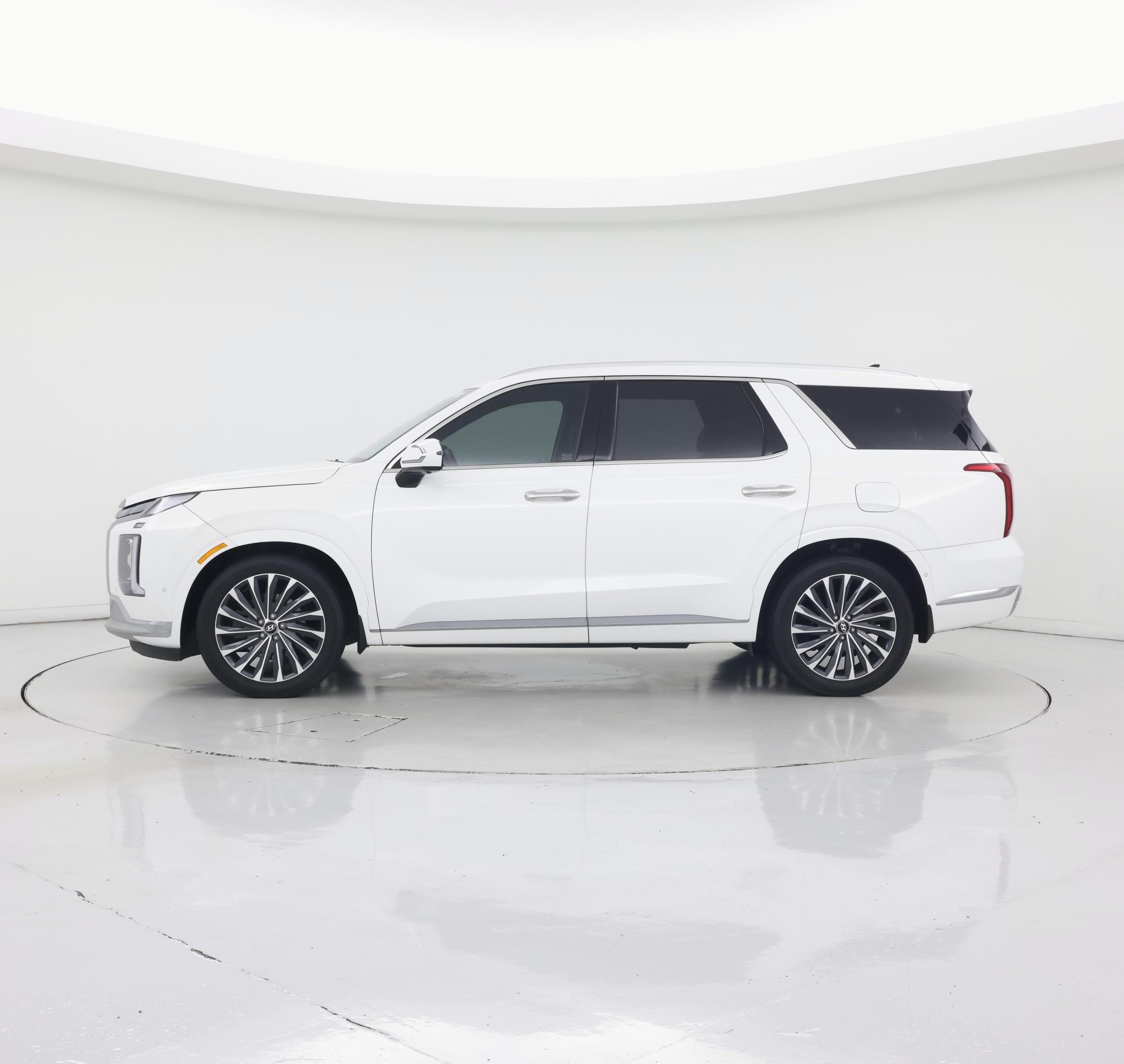 Thumbnail: 2023 Hyundai Palisade - 3