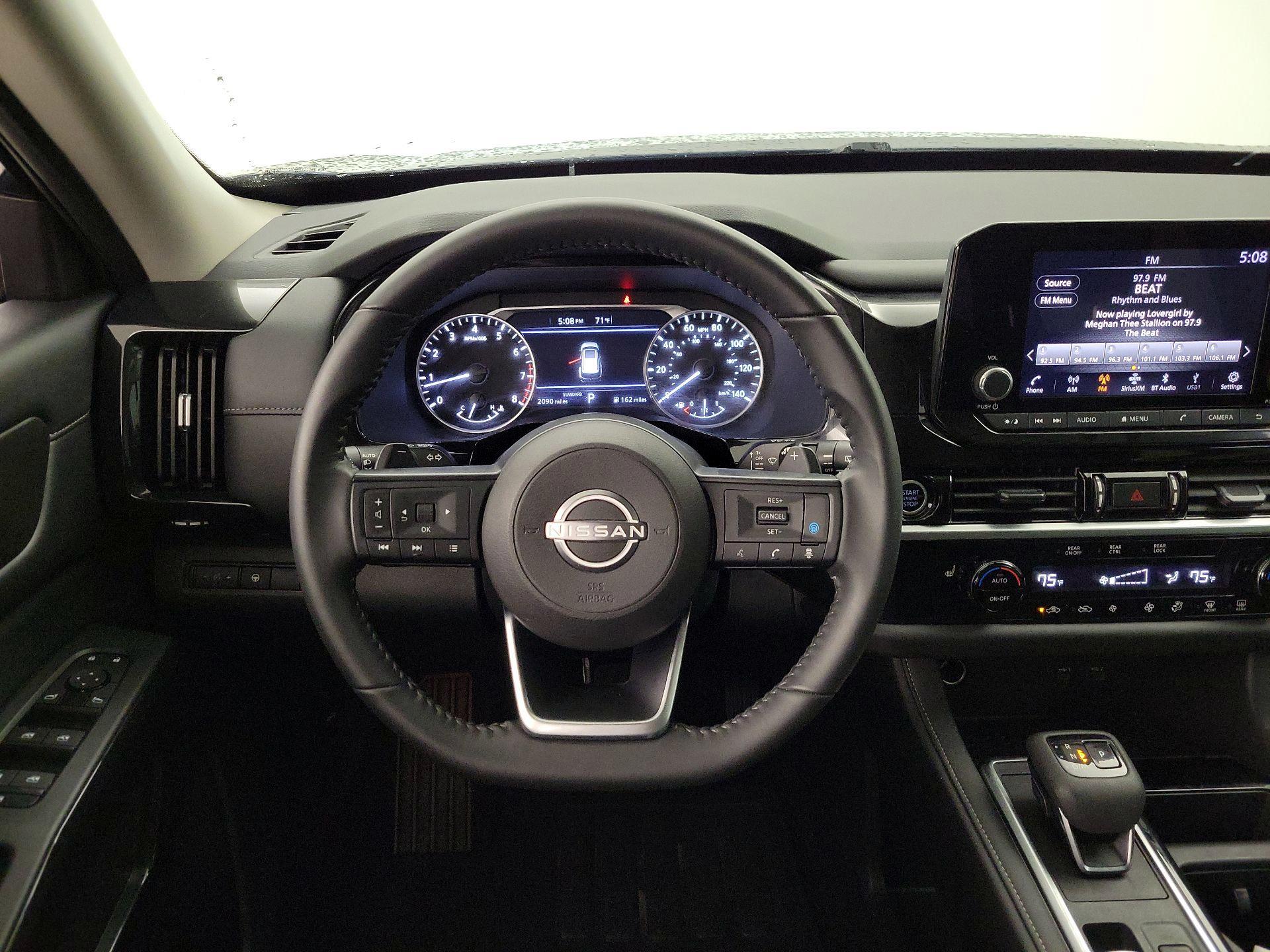 Thumbnail: 2024 Nissan Pathfinder - 10