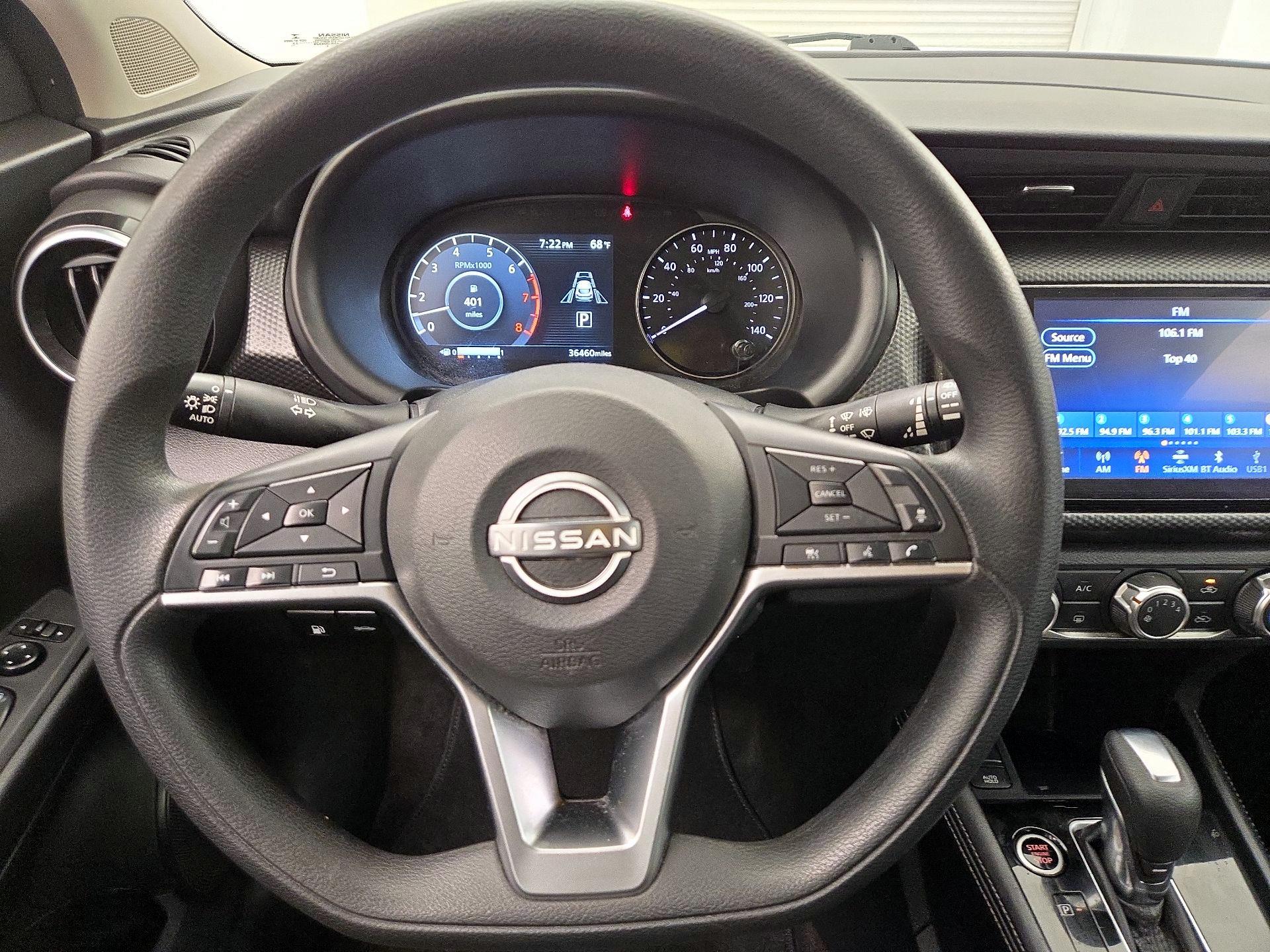 Thumbnail: 2023 Nissan Kicks - 10