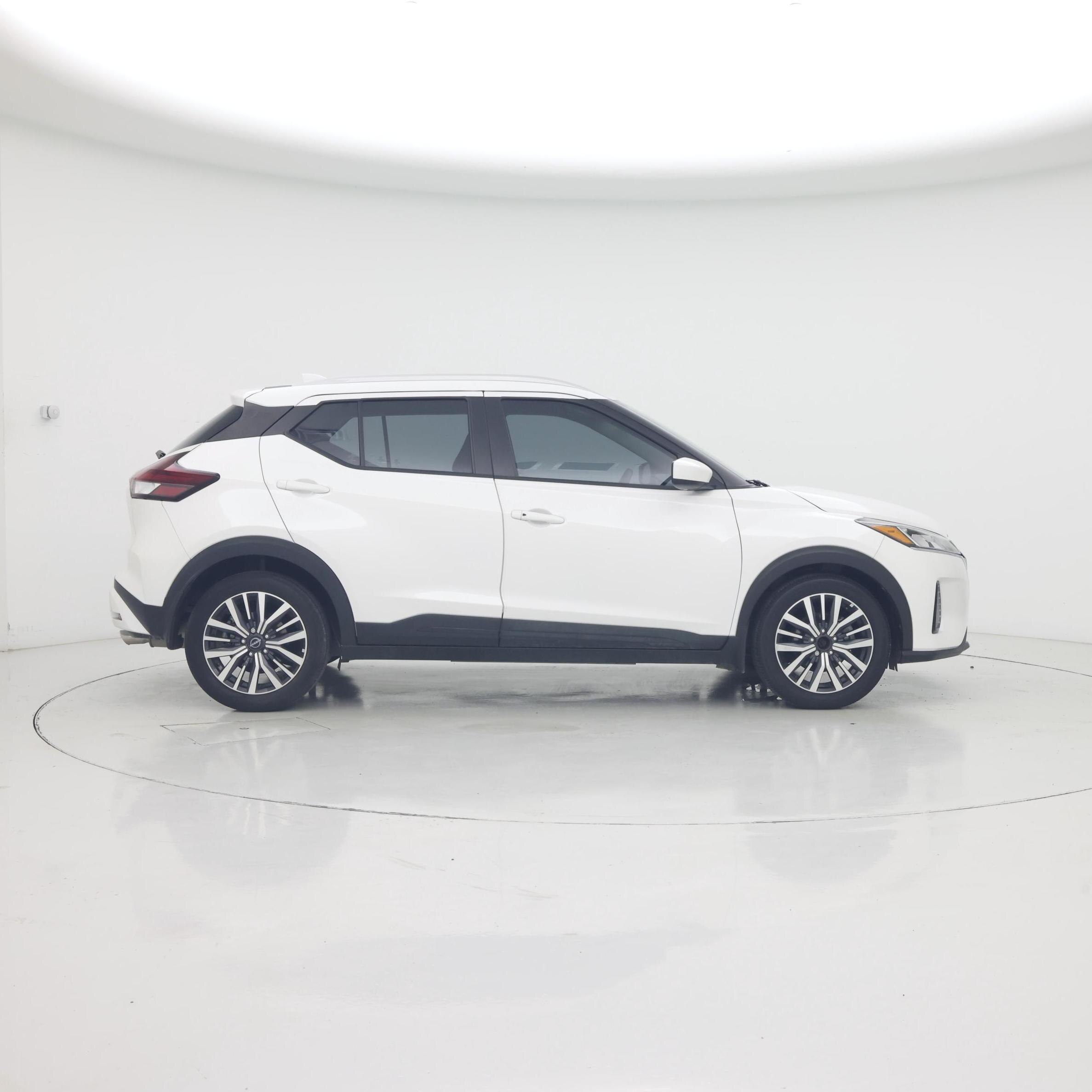 Thumbnail: 2023 Nissan Kicks - 7