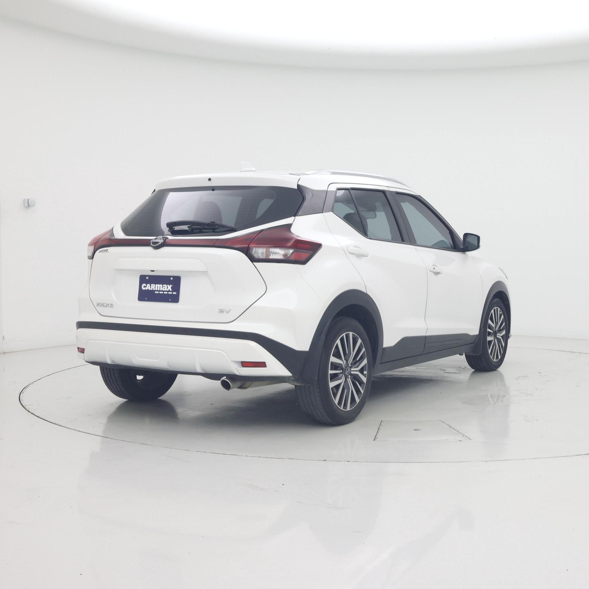Thumbnail: 2023 Nissan Kicks - 8