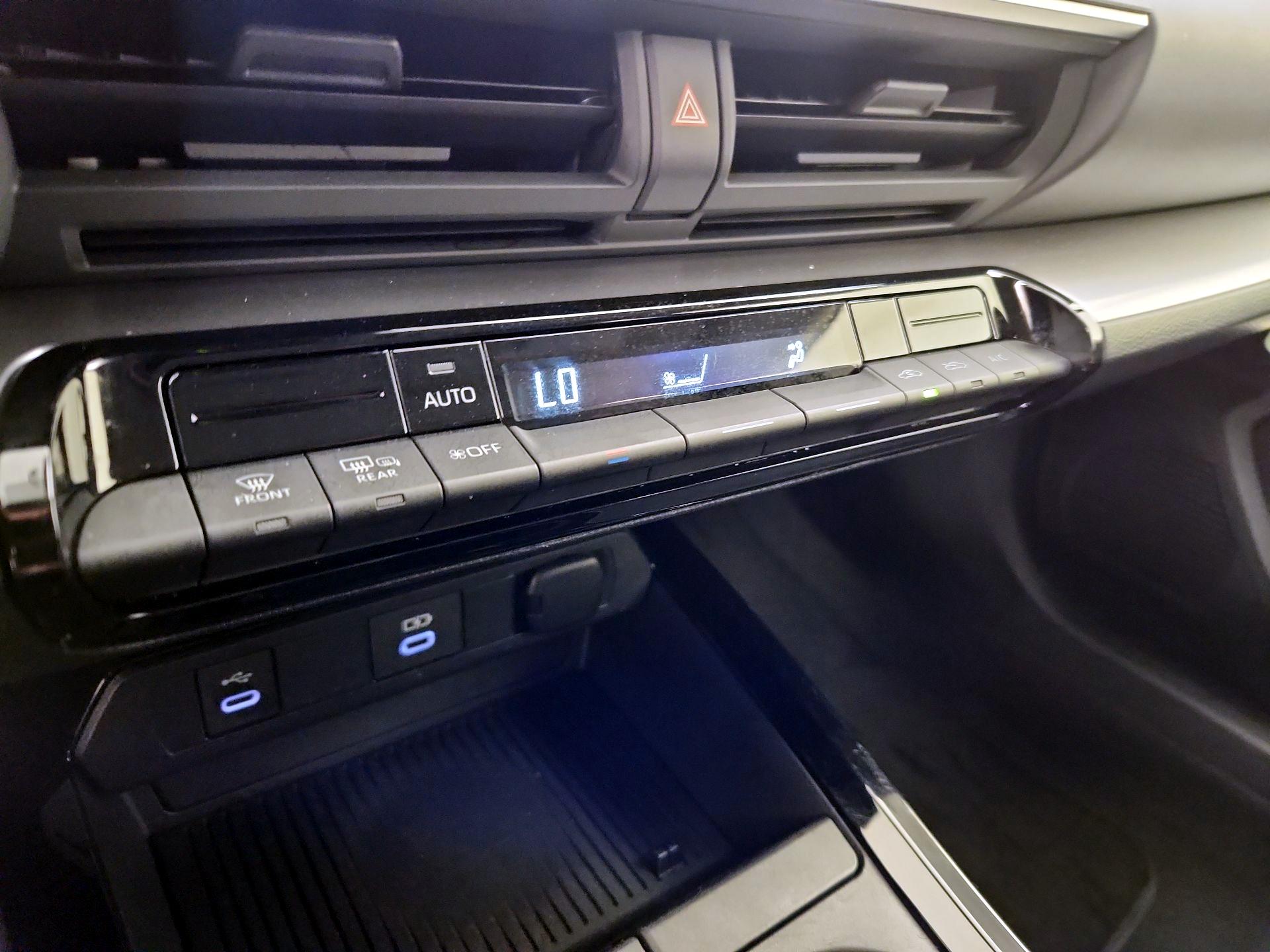 Thumbnail: 2025 Toyota Prius - 16