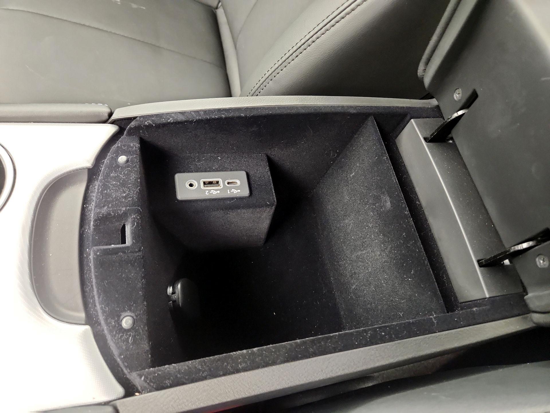 Thumbnail: 2020 INFINITI Q50 - 18