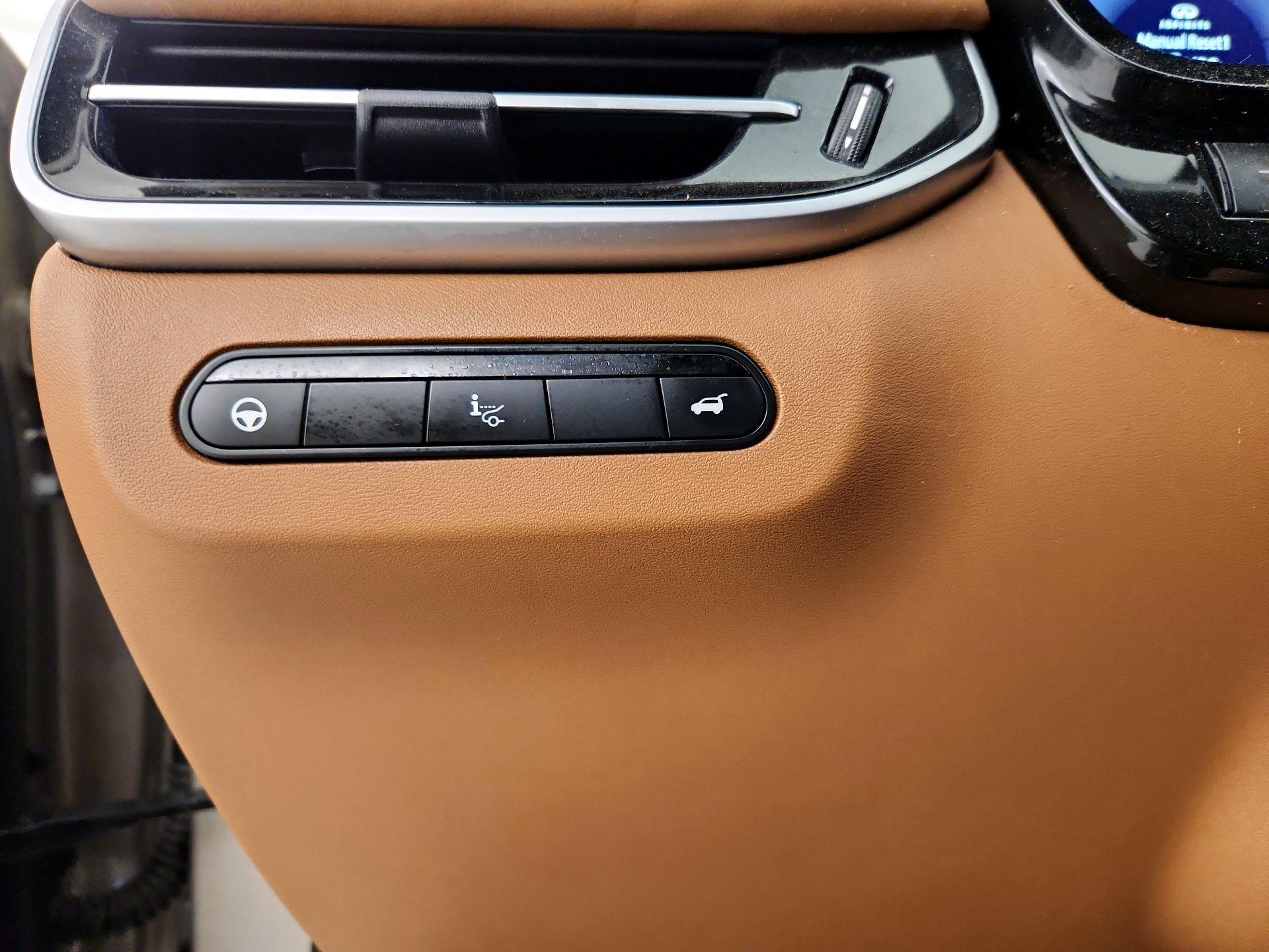 Thumbnail: 2022 INFINITI QX60 - 13