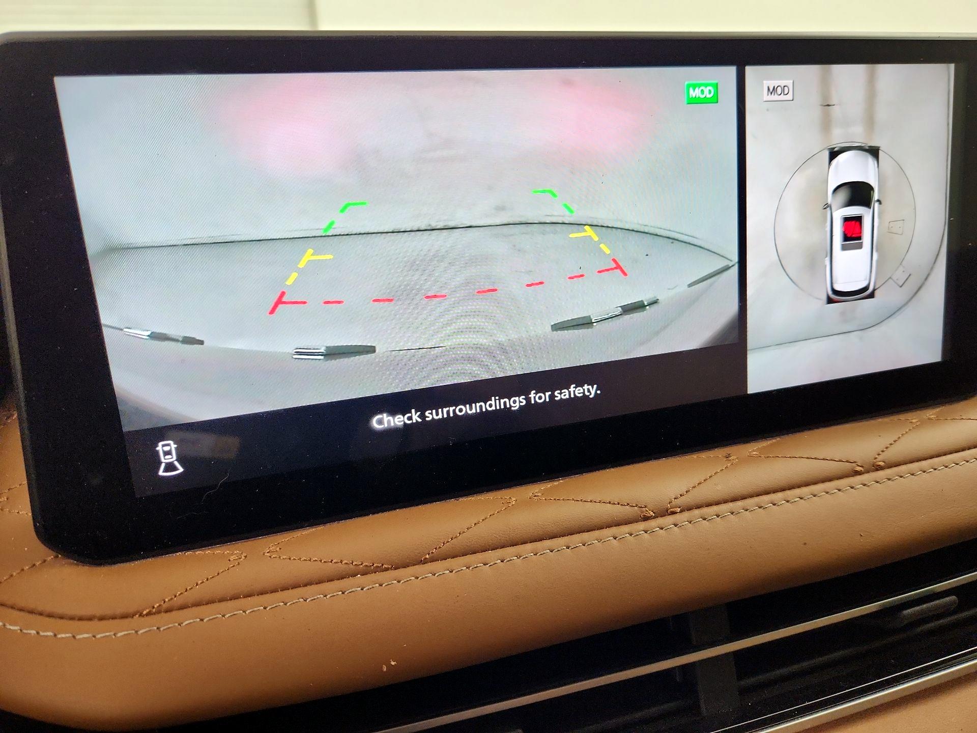 Thumbnail: 2022 INFINITI QX60 - 15