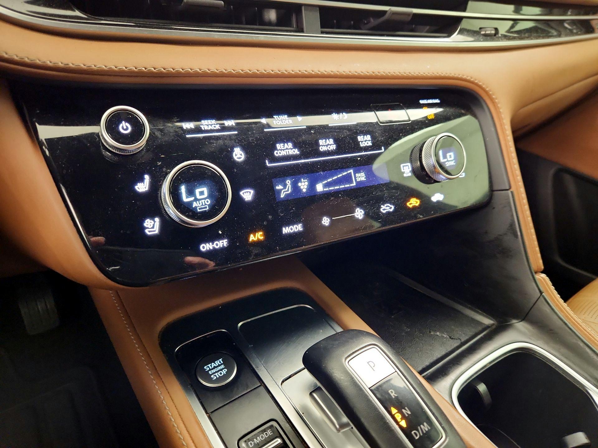 Thumbnail: 2022 INFINITI QX60 - 17