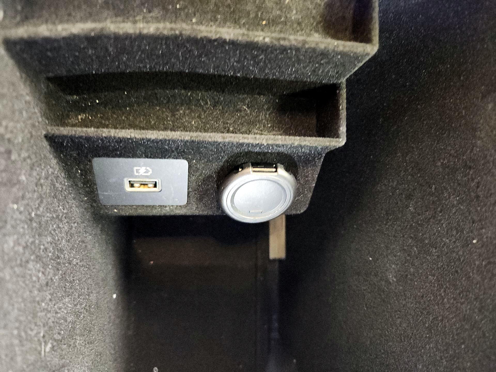 Thumbnail: 2022 INFINITI QX60 - 19