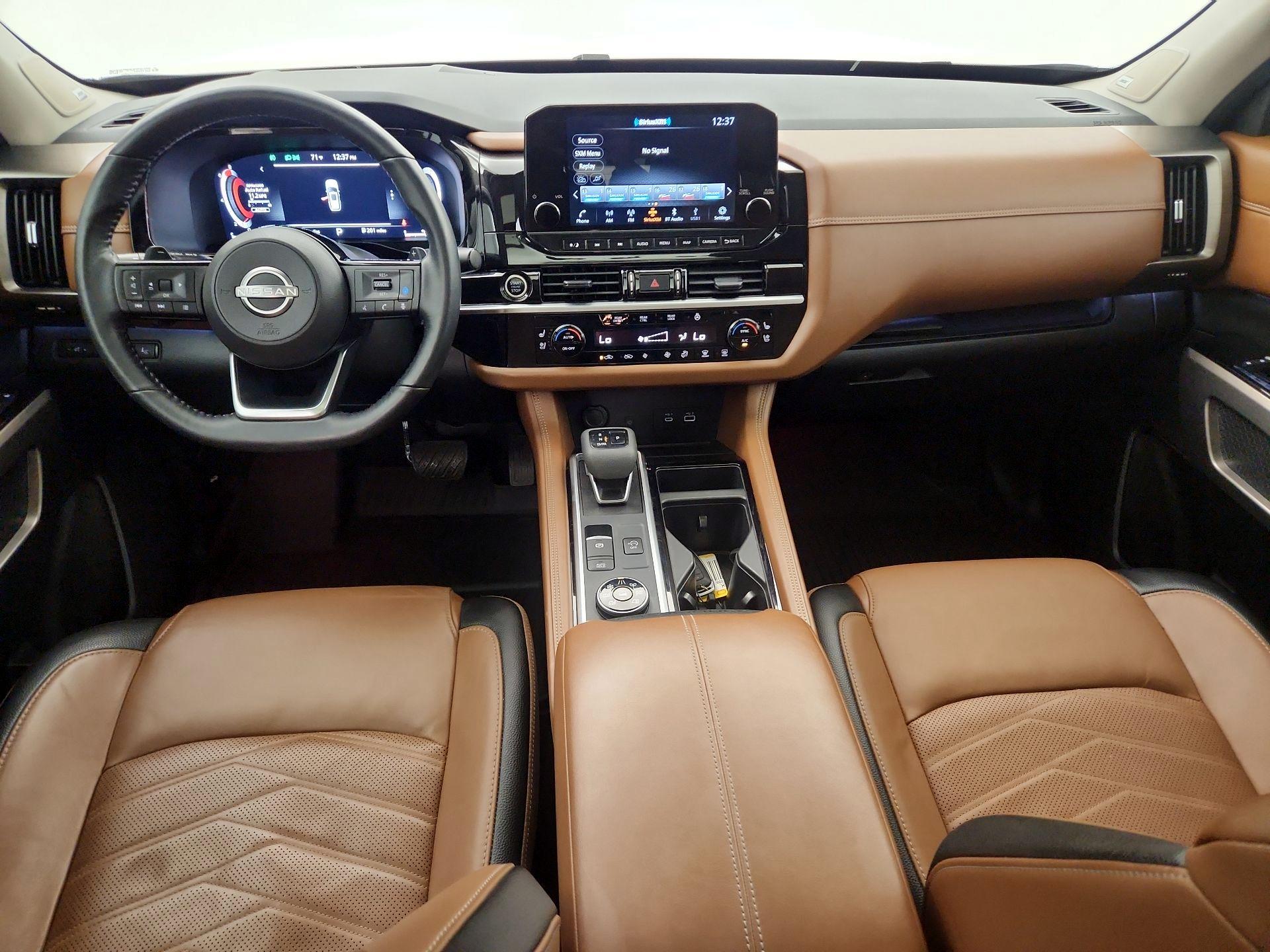 Thumbnail: 2023 Nissan Pathfinder - 9
