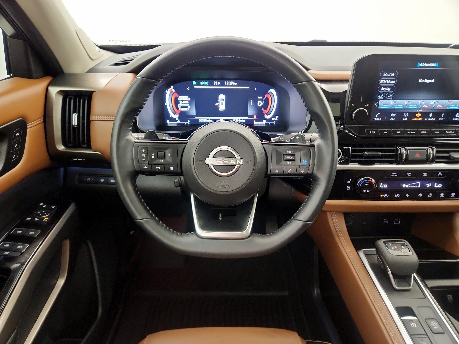 Thumbnail: 2023 Nissan Pathfinder - 10