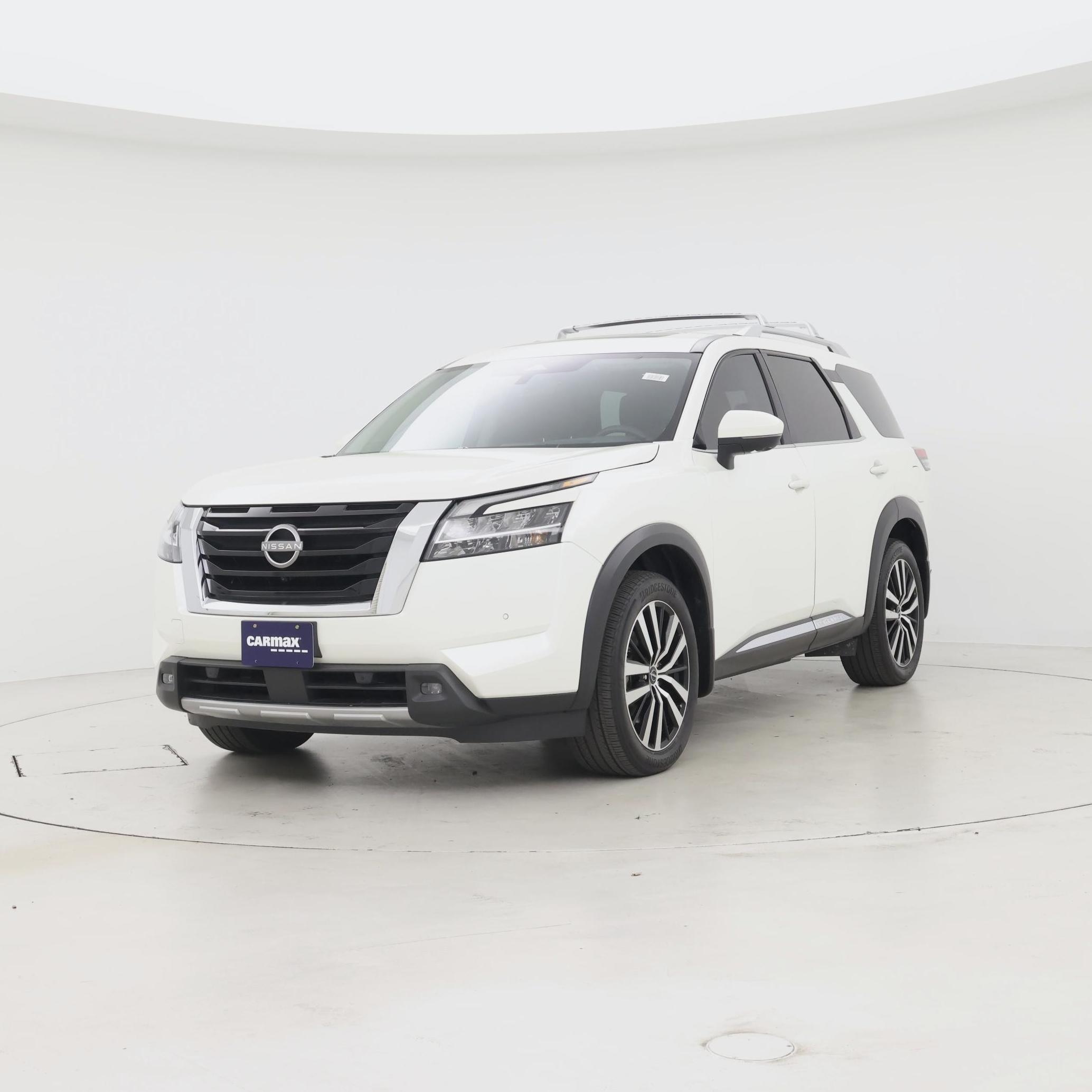 Thumbnail: 2023 Nissan Pathfinder - 4