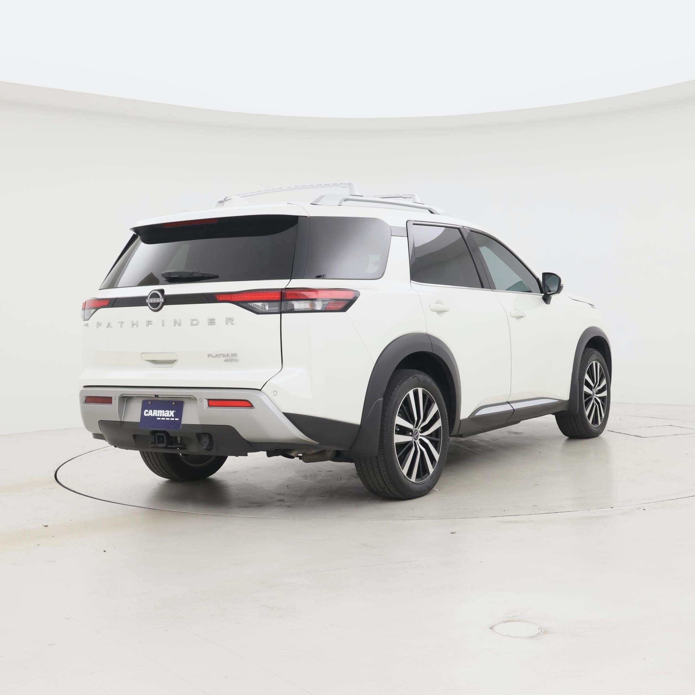 Thumbnail: 2023 Nissan Pathfinder - 8