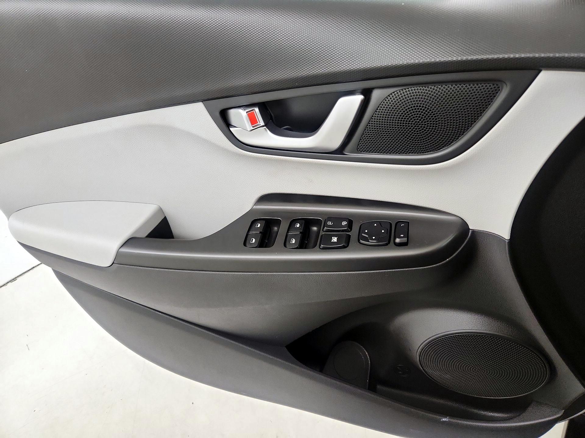 Thumbnail: 2023 Hyundai Kona - 12