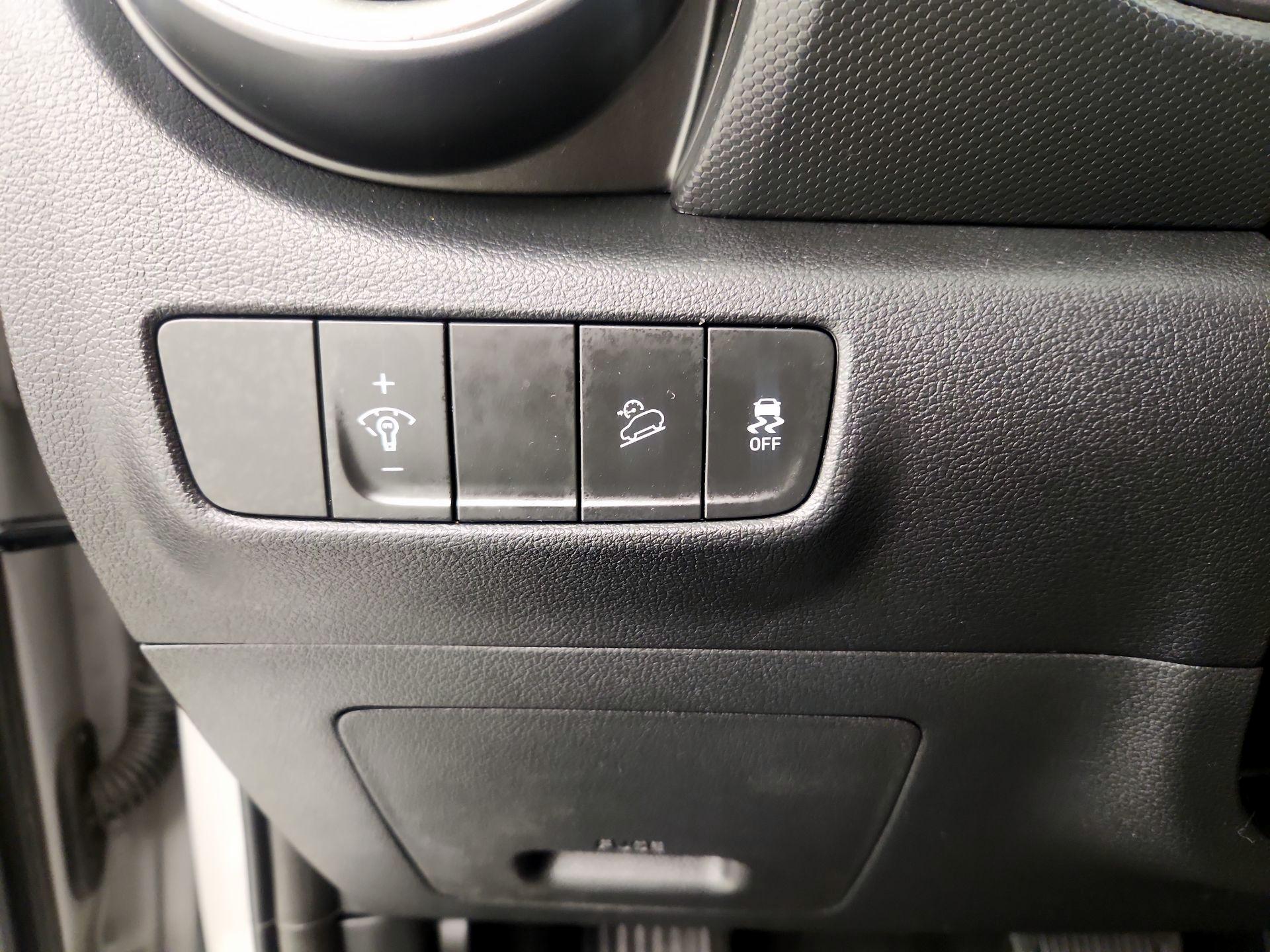 Thumbnail: 2023 Hyundai Kona - 13