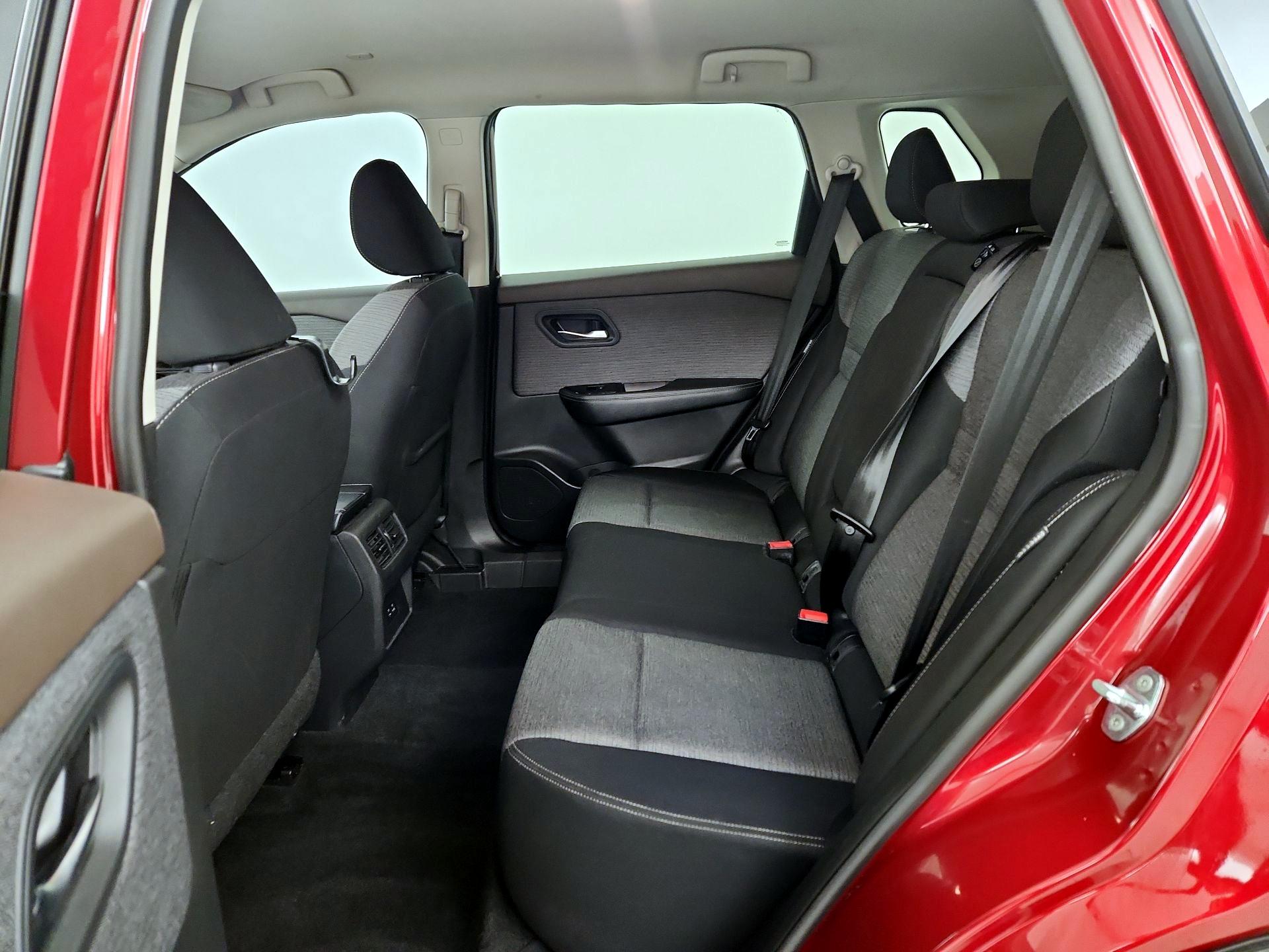 Thumbnail: 2023 Nissan Rogue - 19