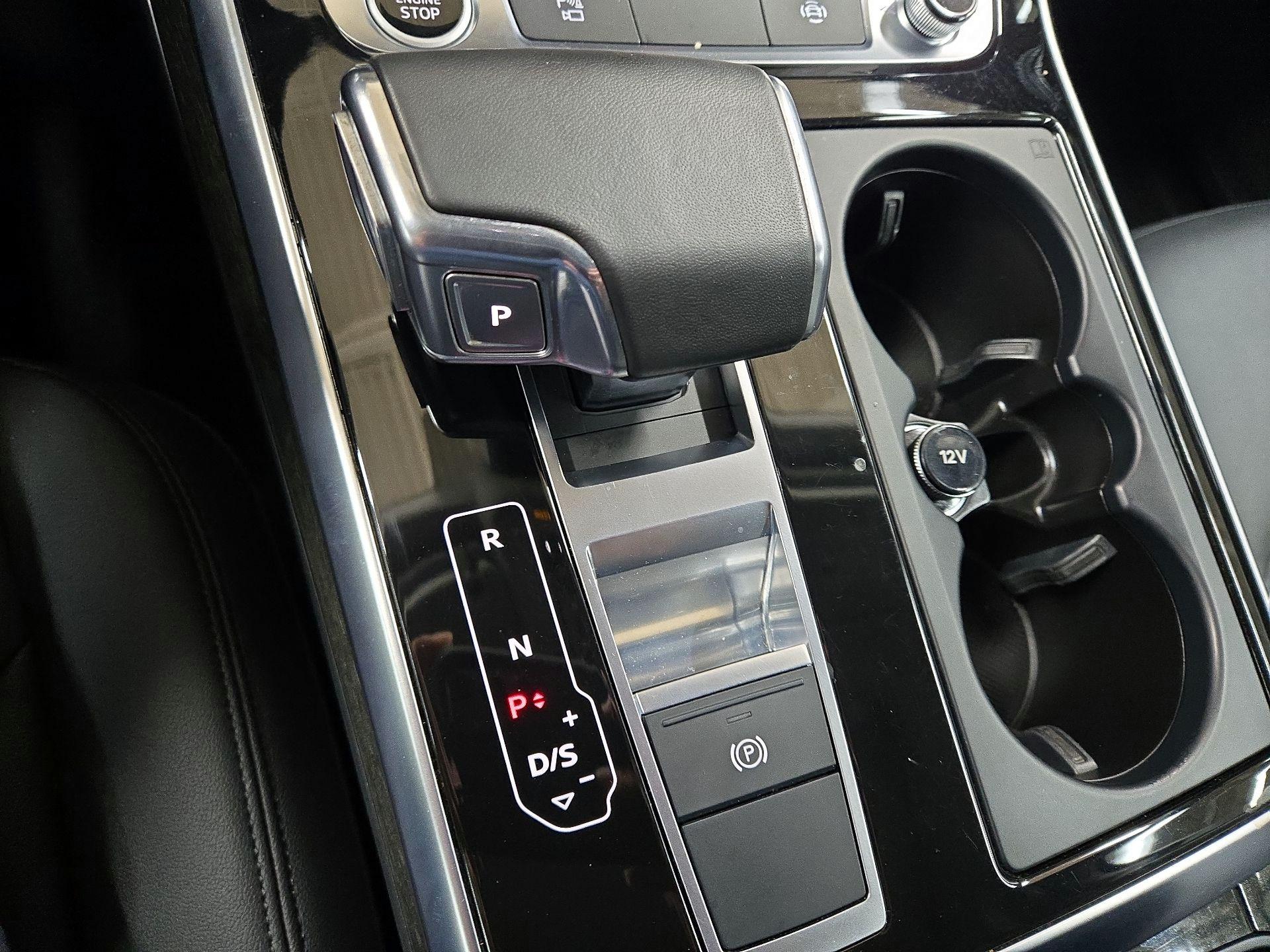 Thumbnail: 2022 Audi Q7 - 16